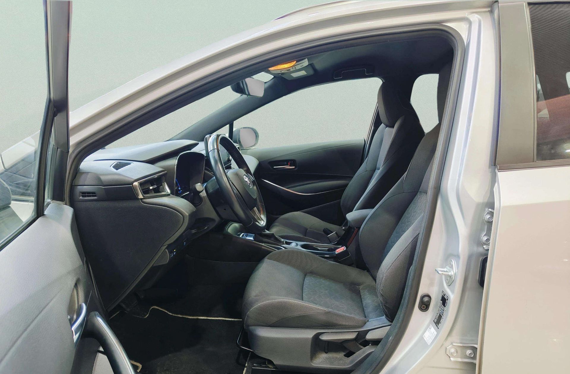 Toyota Corolla Touring Sports 125H Active Tech E-CVT - foto 9
