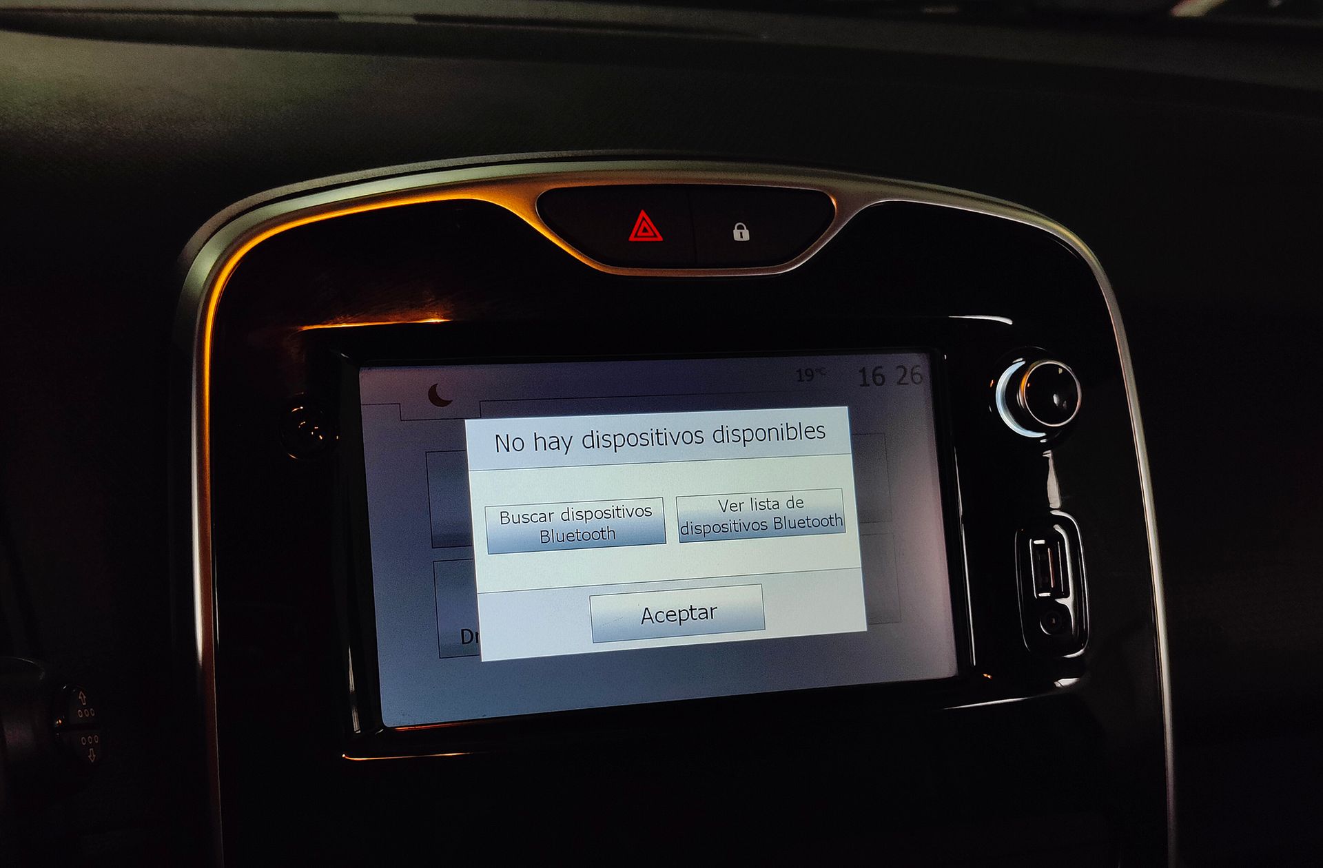 Renault Clio Limited Energy TCe - foto 32