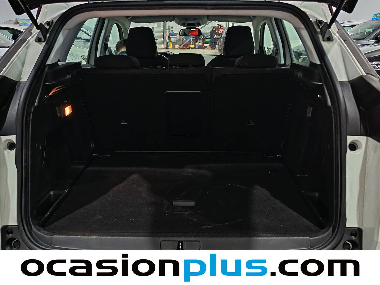 Foto Peugeot 3008 Peugeot 3008 BlueHDI 130 S&S Active (130 CV)