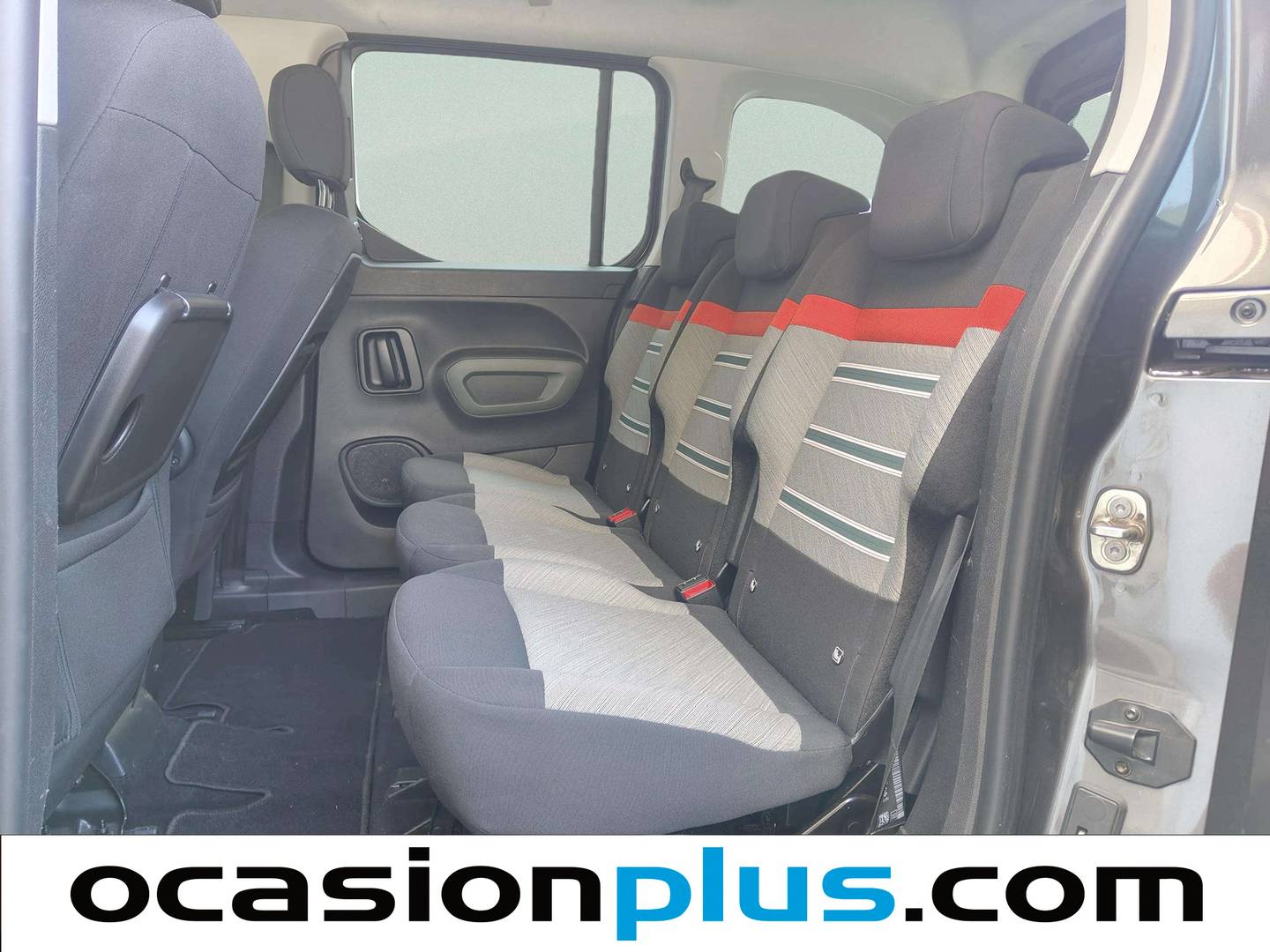 Foto asientos traseros Citroën Berlingo Citroën Berlingo BlueHDi 130 S&S Talla M Shine (130 CV)