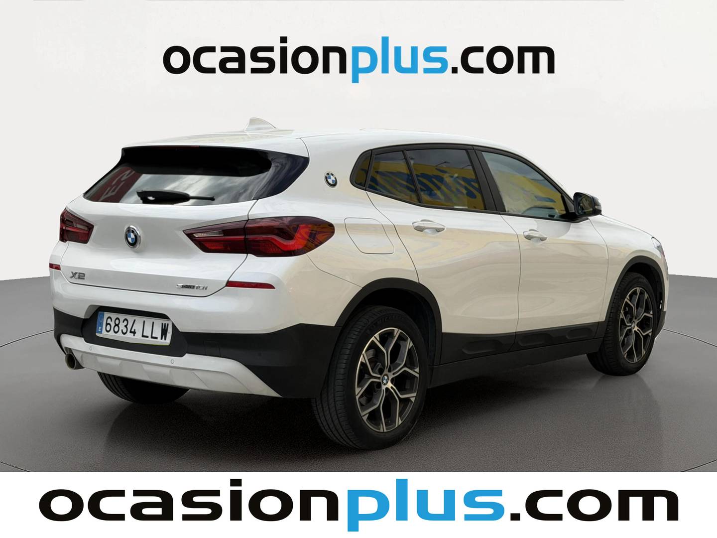 Foto trasera BMW X2 BMW X2 sDrive18i (136 CV) derecha