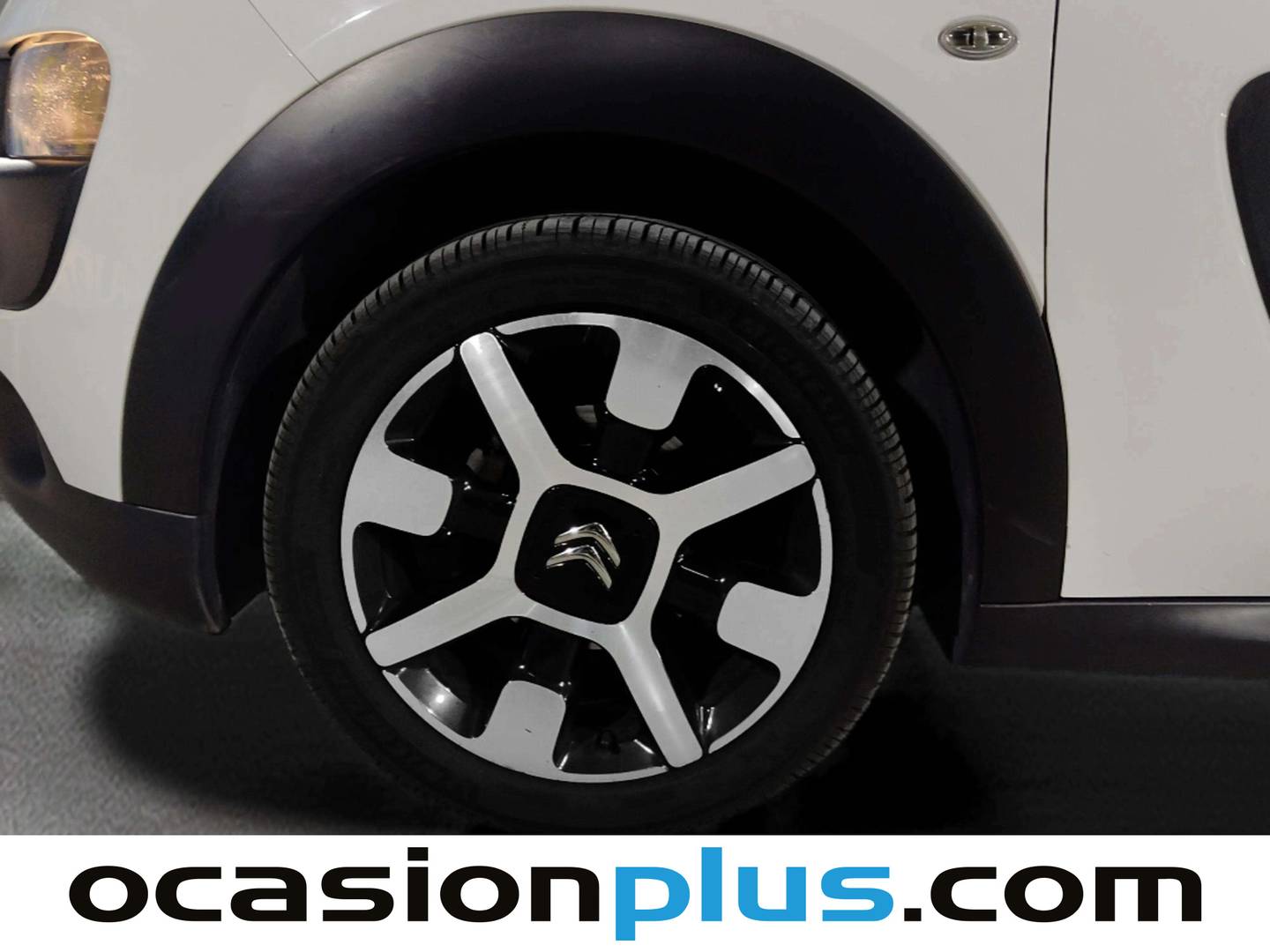 Citroën C4 Cactus Citroën C4 Cactus 1.6 BlueHDI ETG6 Shine (100 CV) 2016