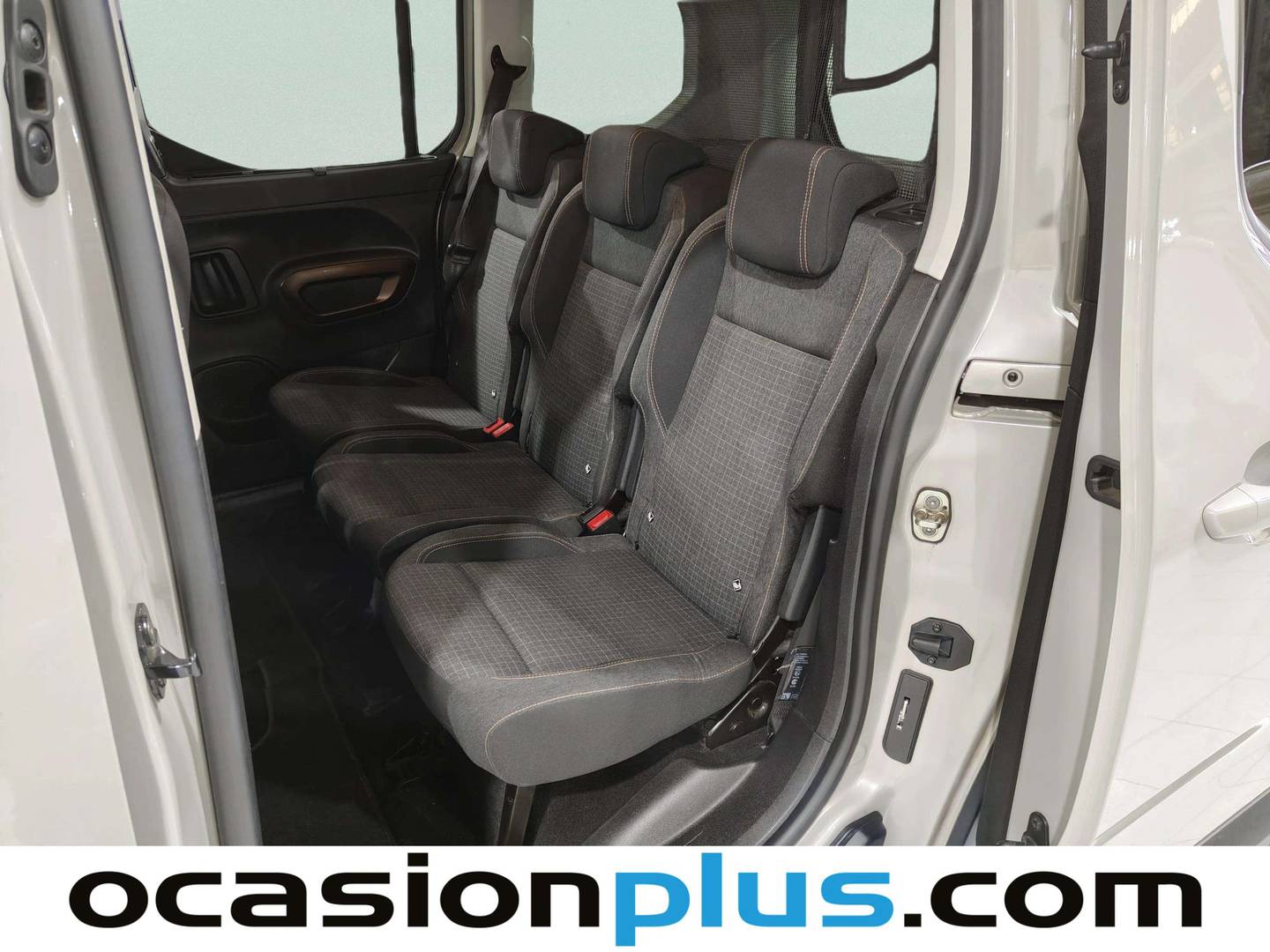 Foto Peugeot Rifter Peugeot Rifter BlueHDi 100 GT Line Standard (100 CV)