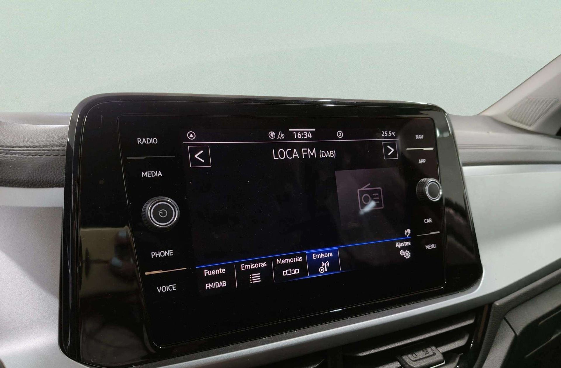 Volkswagen T-Roc Life 1.0 TSI - foto 35
