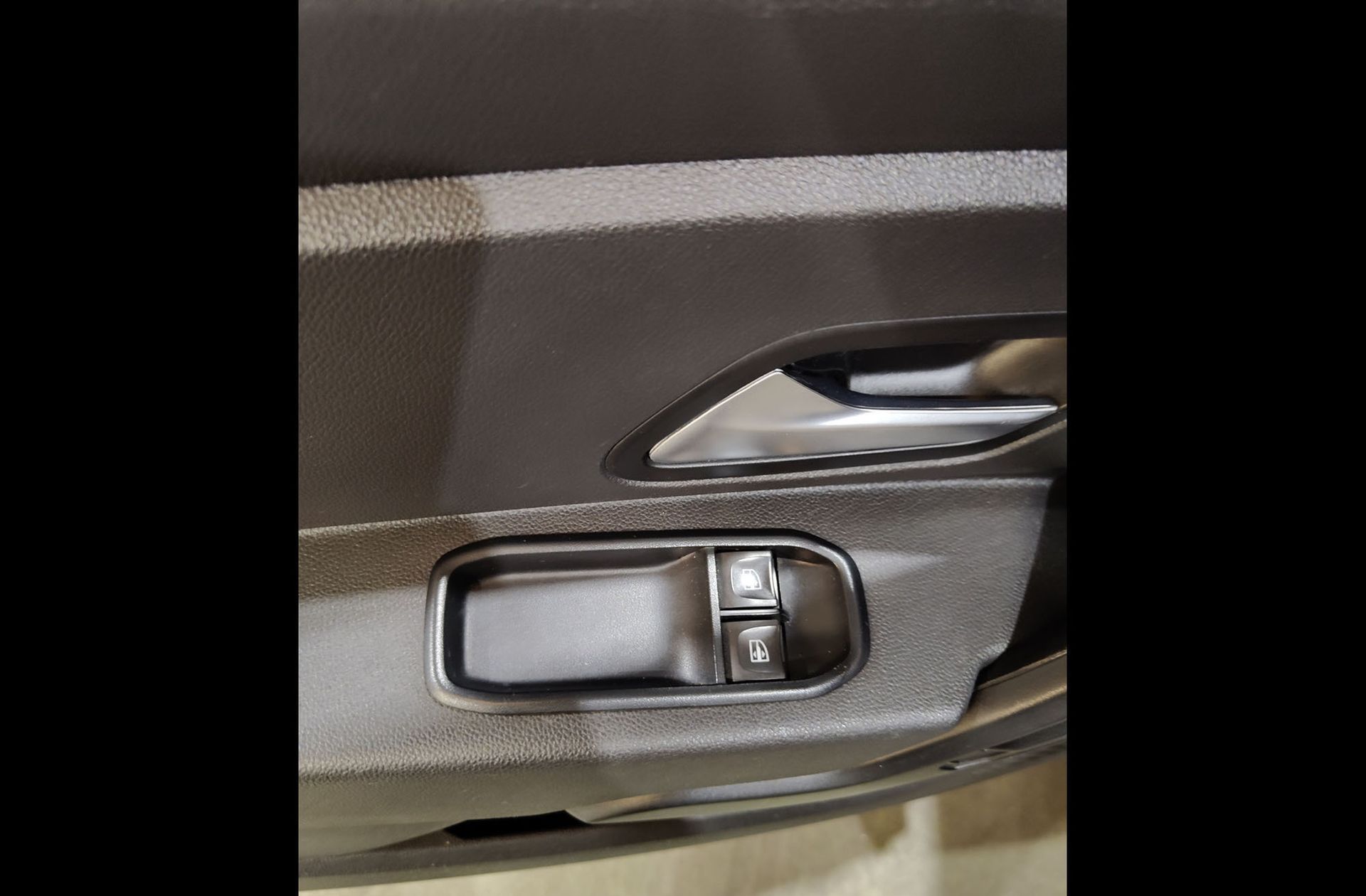 Dacia Duster Comfort TCe 4x2 - foto 26