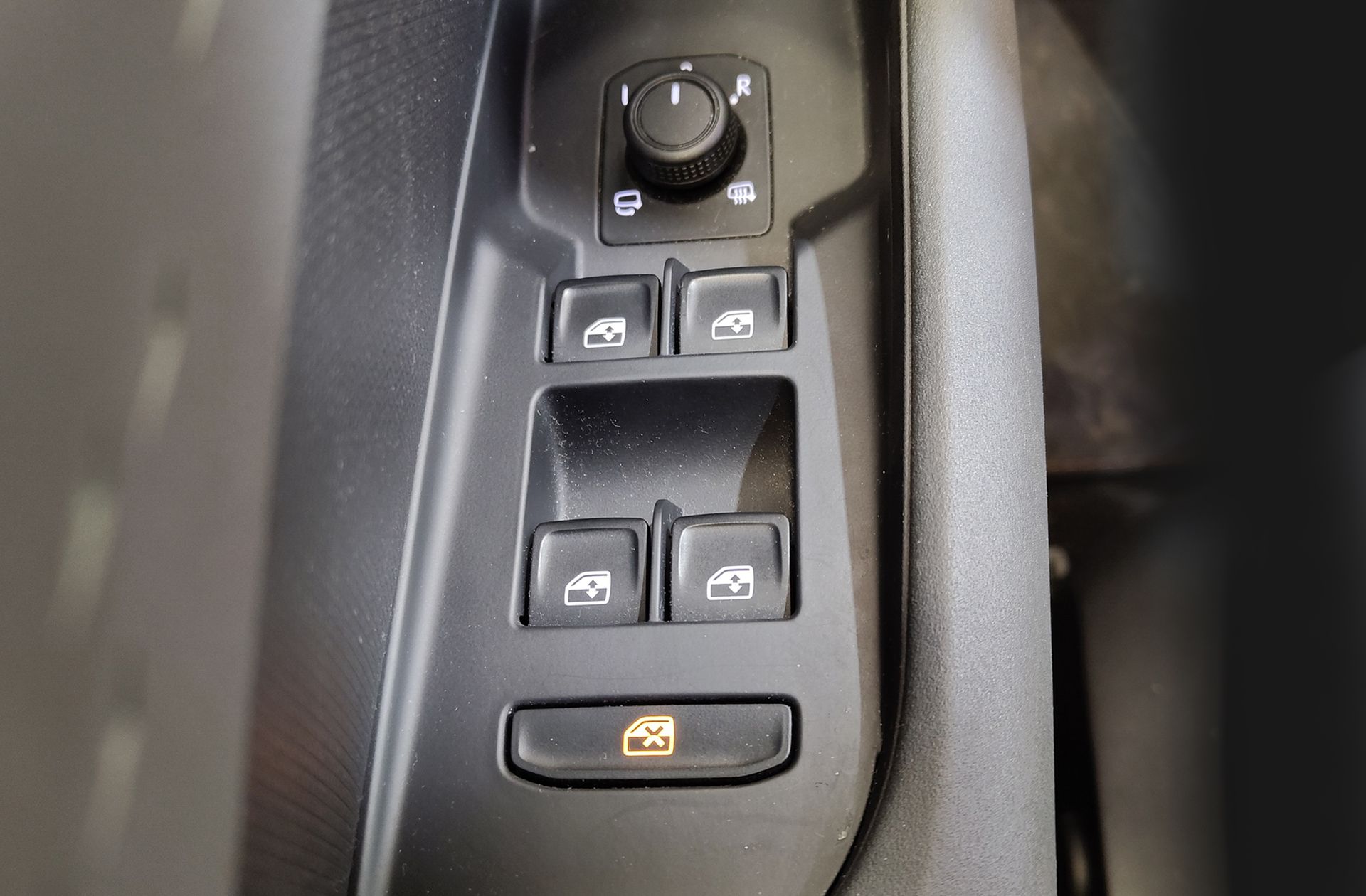 Cupra Terramar 1.5 eTSI DSG - foto 40