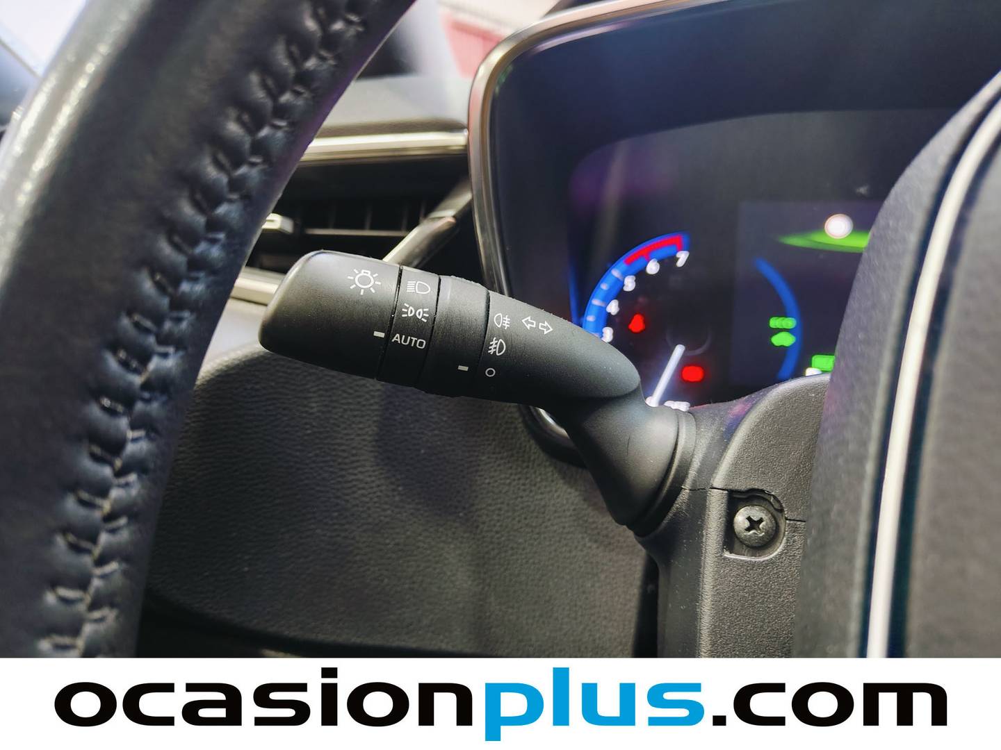 Equipamiento del Toyota Corolla Toyota Corolla Touring Sports 125H Active Tech E-CVT (122 CV)