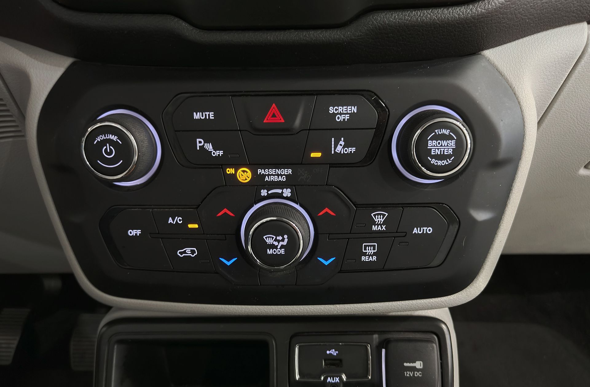 Jeep Renegade 1.0G Longitude 4x2 - foto 25