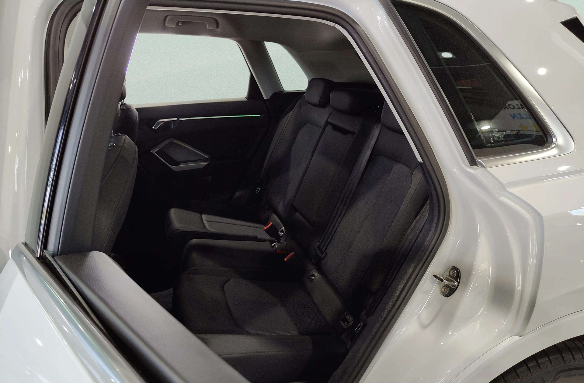 Audi Q3 Advanced 35 TFSI - foto 12