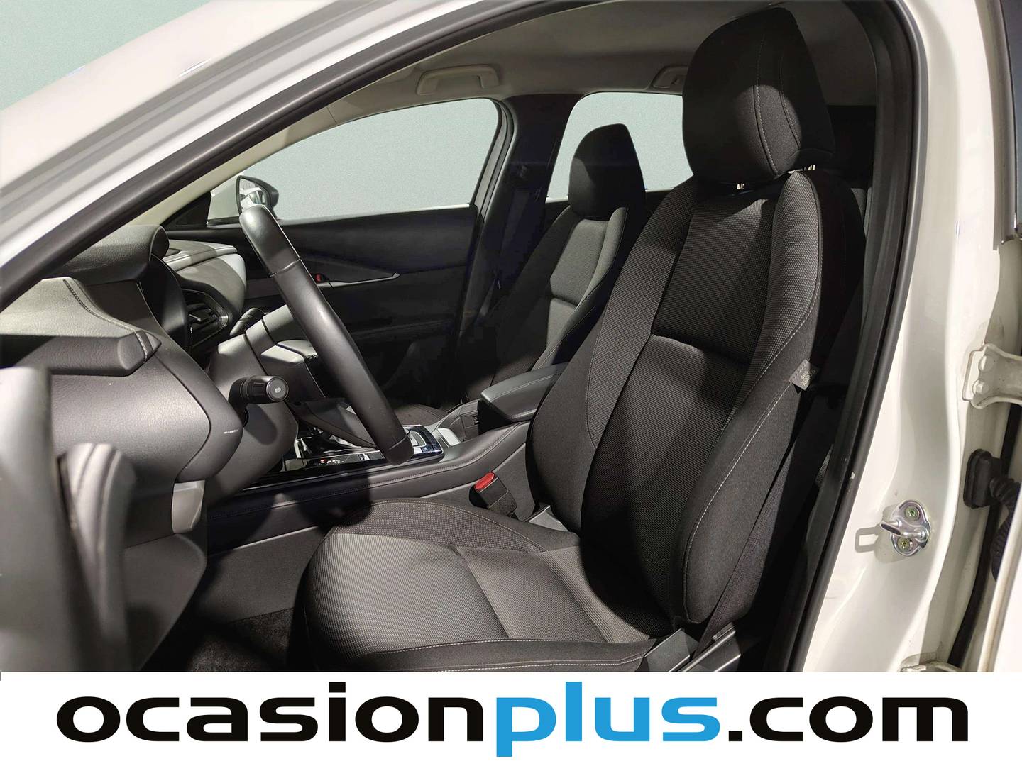 Foto Mazda CX-30 Mazda CX-30 2.5 e-Skyactive G MHEV Prime-Line AT (140 CV)