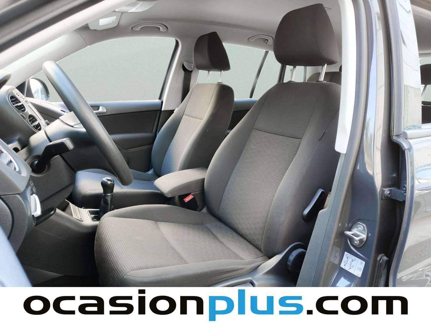 Foto asientos delanteros Volkswagen Tiguan Volkswagen Tiguan Edition 1.4 TSI BMT (125 CV)