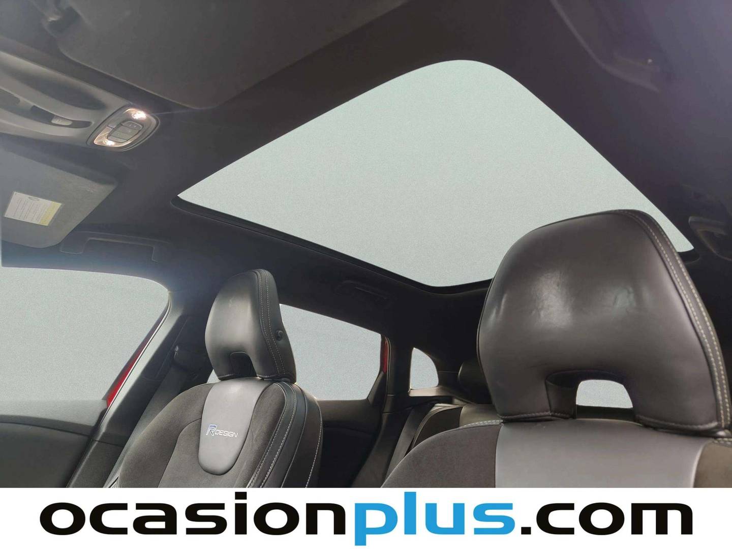 Extras y acabados del Volvo V40 Volvo V40 1.6 D2 R-Design Momentum (115 CV)