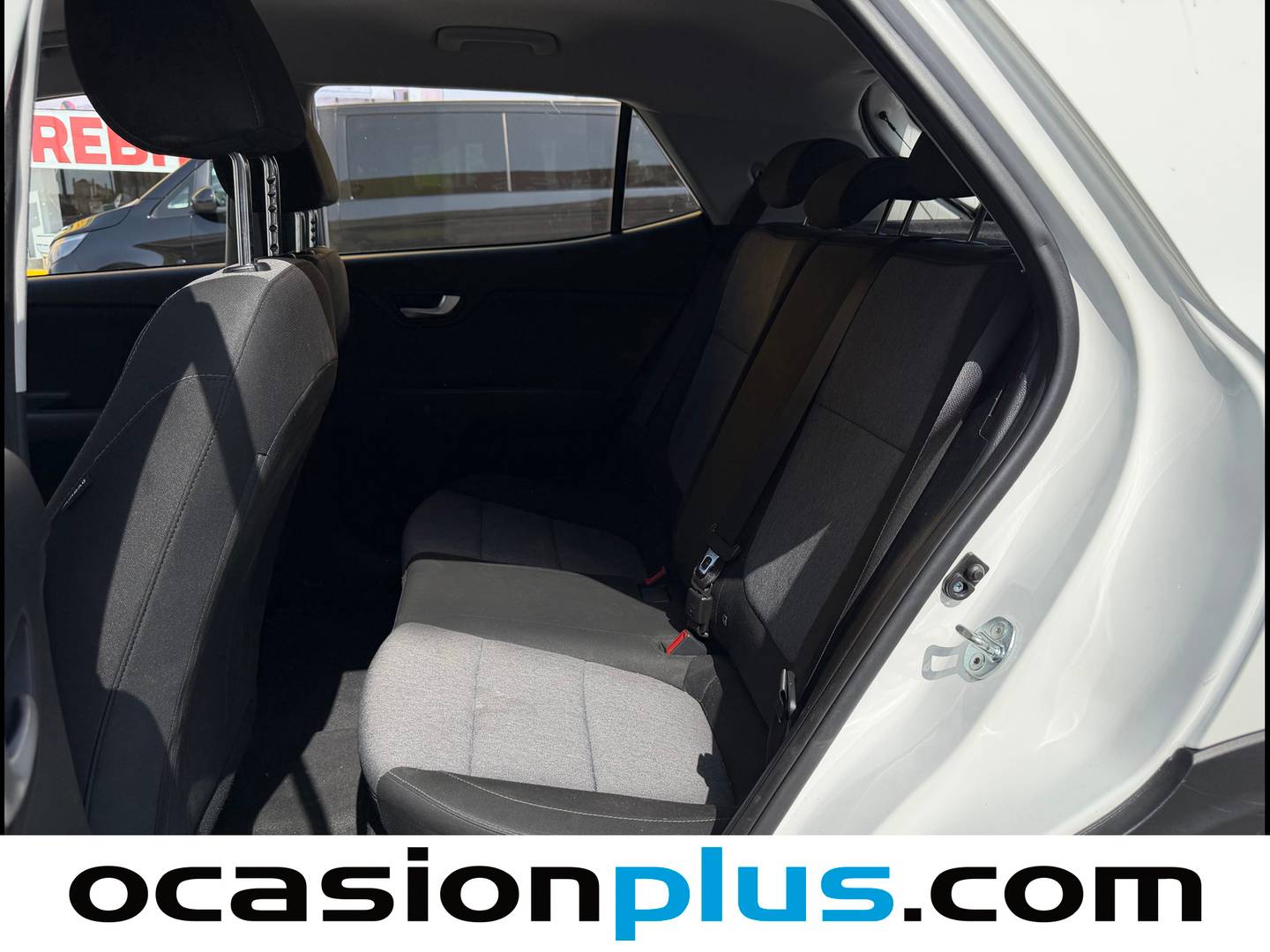 Foto asientos traseros KIA Stonic KIA Stonic 1.2 DPi Concept (84 CV)