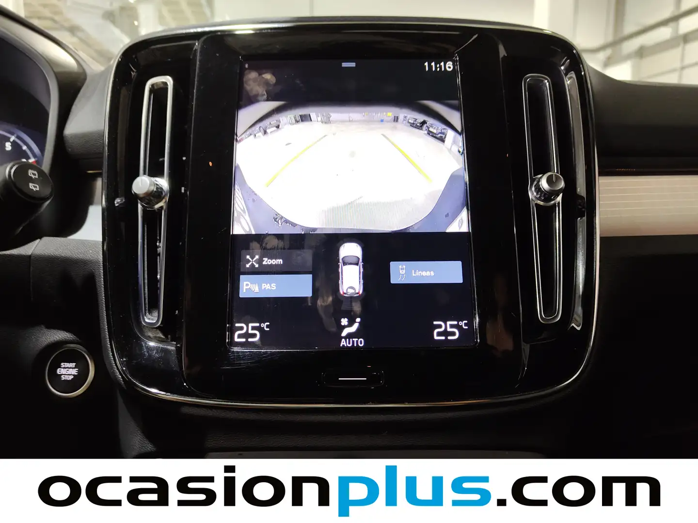 Foto Volvo XC40 Volvo XC40 T2 Core Auto (129 CV)