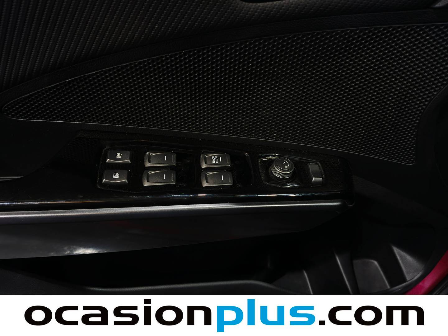 Foto SsangYong Tivoli Ssangyong Tivoli G12T Urban Plus (128 CV)