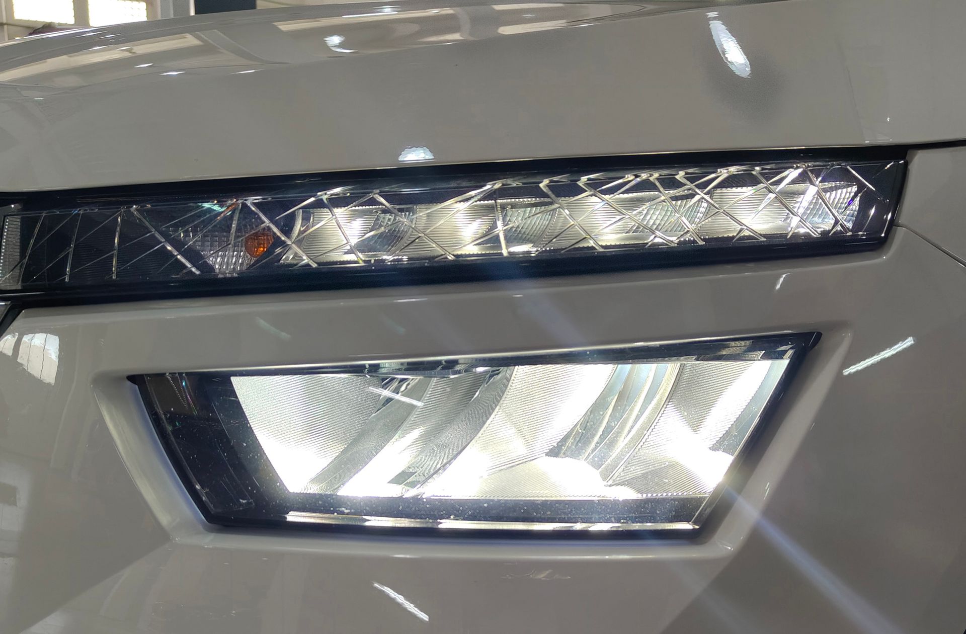 Škoda Kamiq 1.0 TSI Active - foto 13