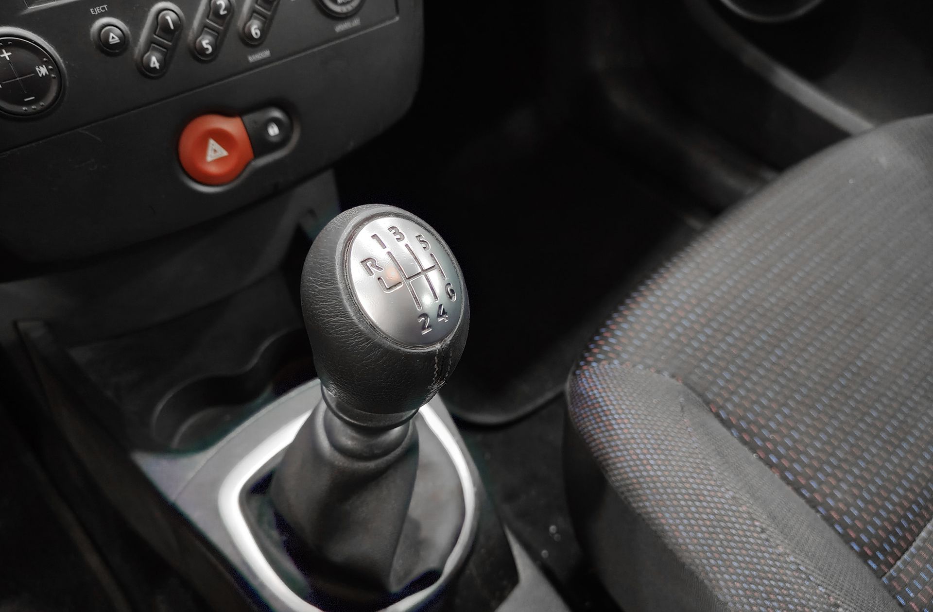 Renault Clio 1.5 dCi Confort Dynamique - foto 5