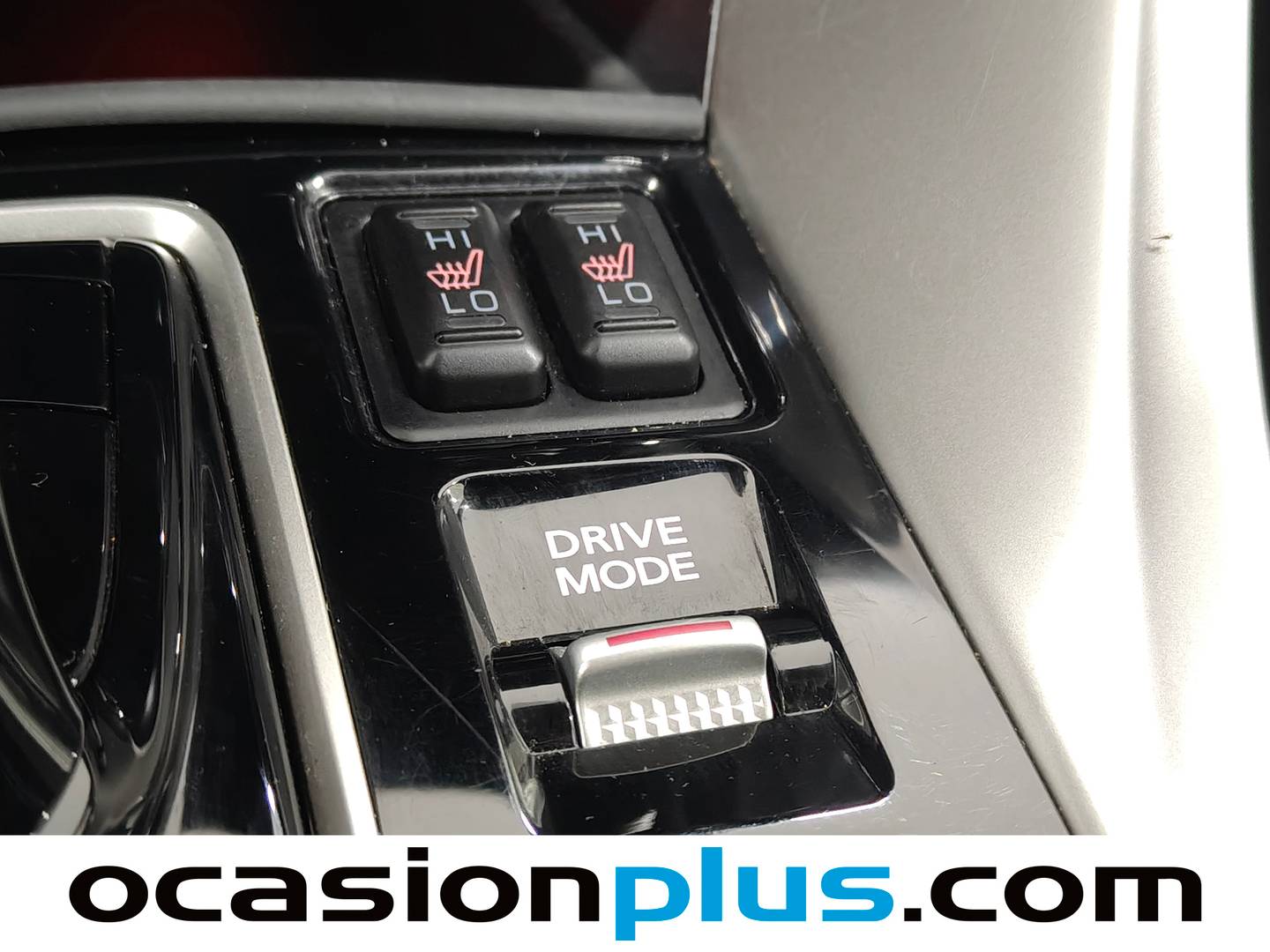 Equipamiento del Mitsubishi Eclipse Cross Mitsubishi Eclipse Cross 2.4 PHEV Kaiteki 4WD Auto (188 CV)