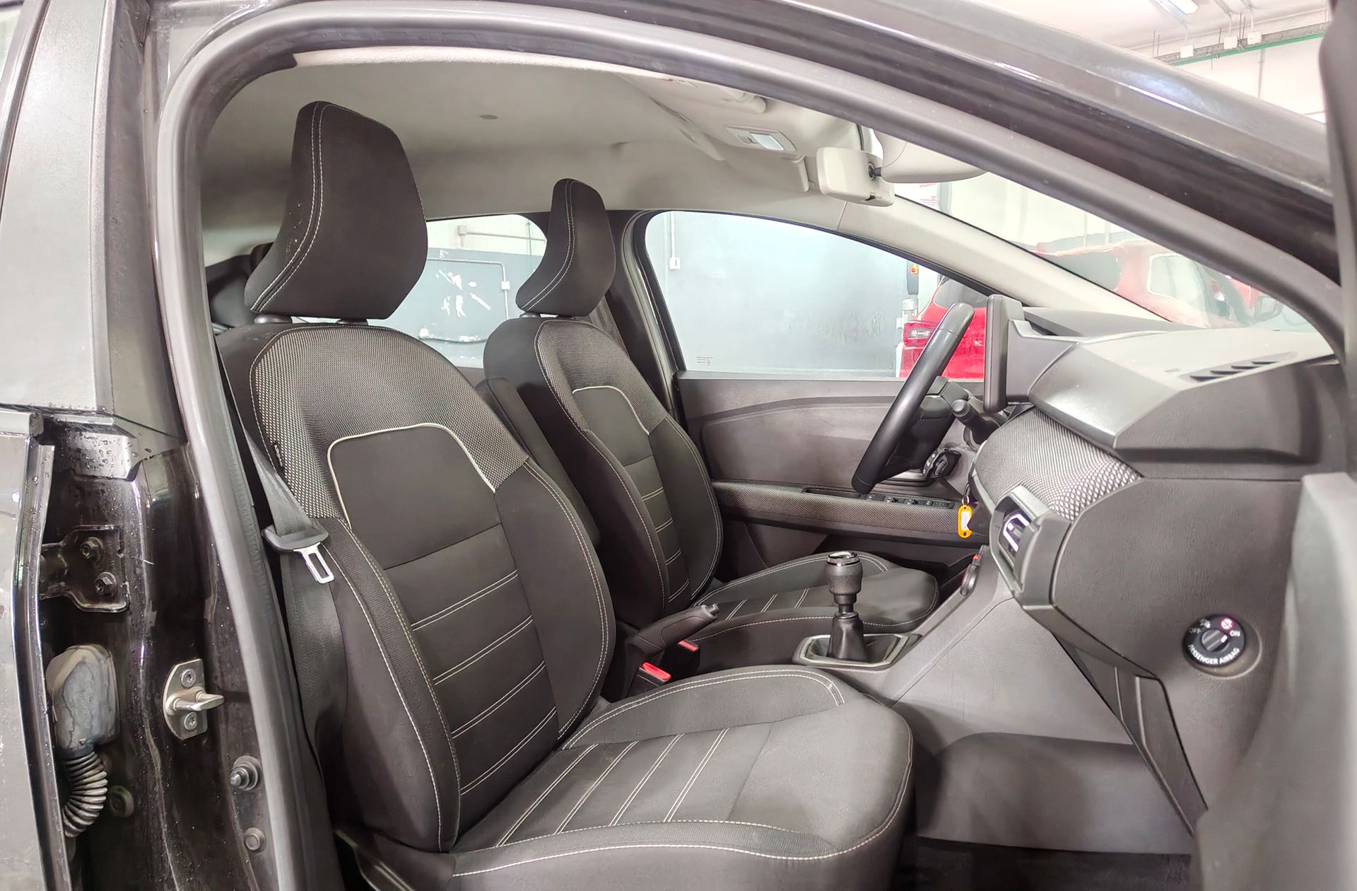 Dacia Sandero Expression TCe - foto 17