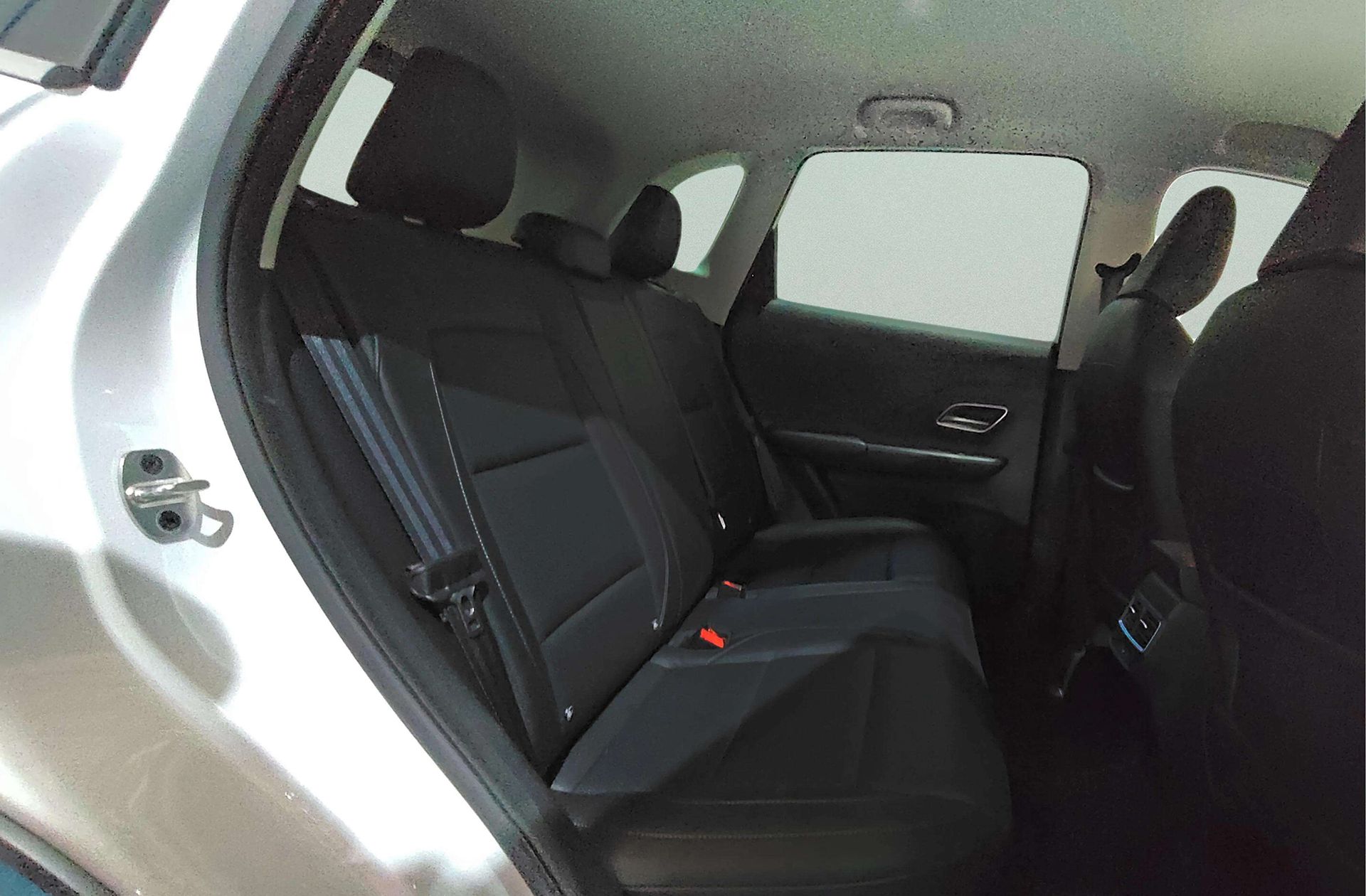 MG ZS 1.5 Hybrid+ Luxury - foto 25