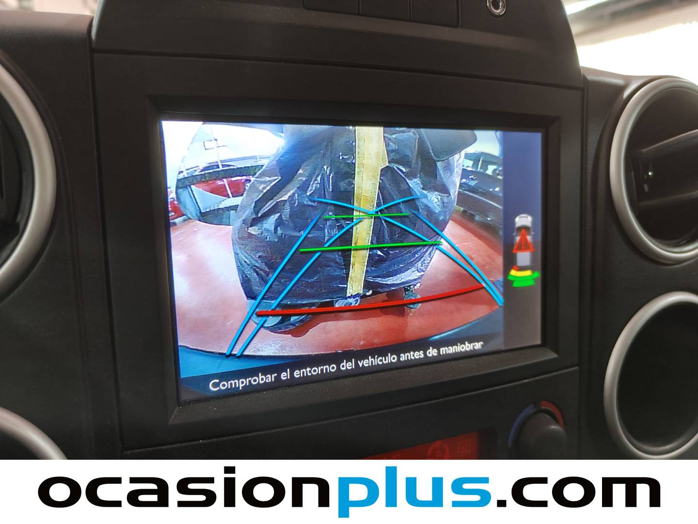 Foto Peugeot Partner Peugeot Partner Tepee BlueHDi 100 Adventure Edition (100 CV)