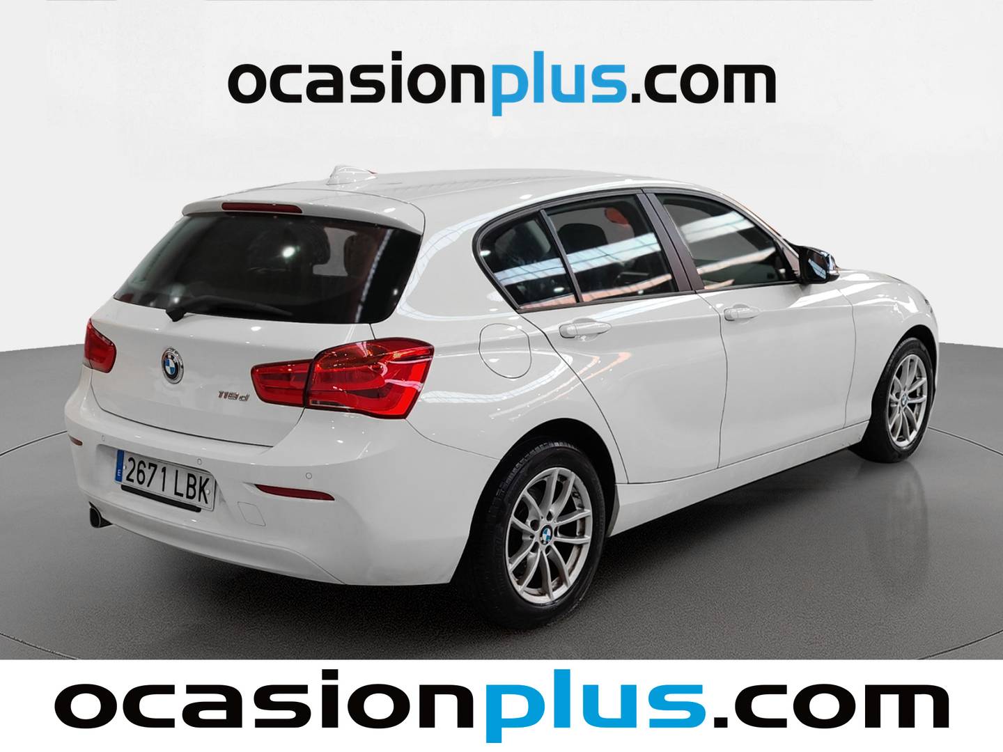 Foto trasera BMW Serie 1 BMW Serie 1 118d (150 CV) derecha