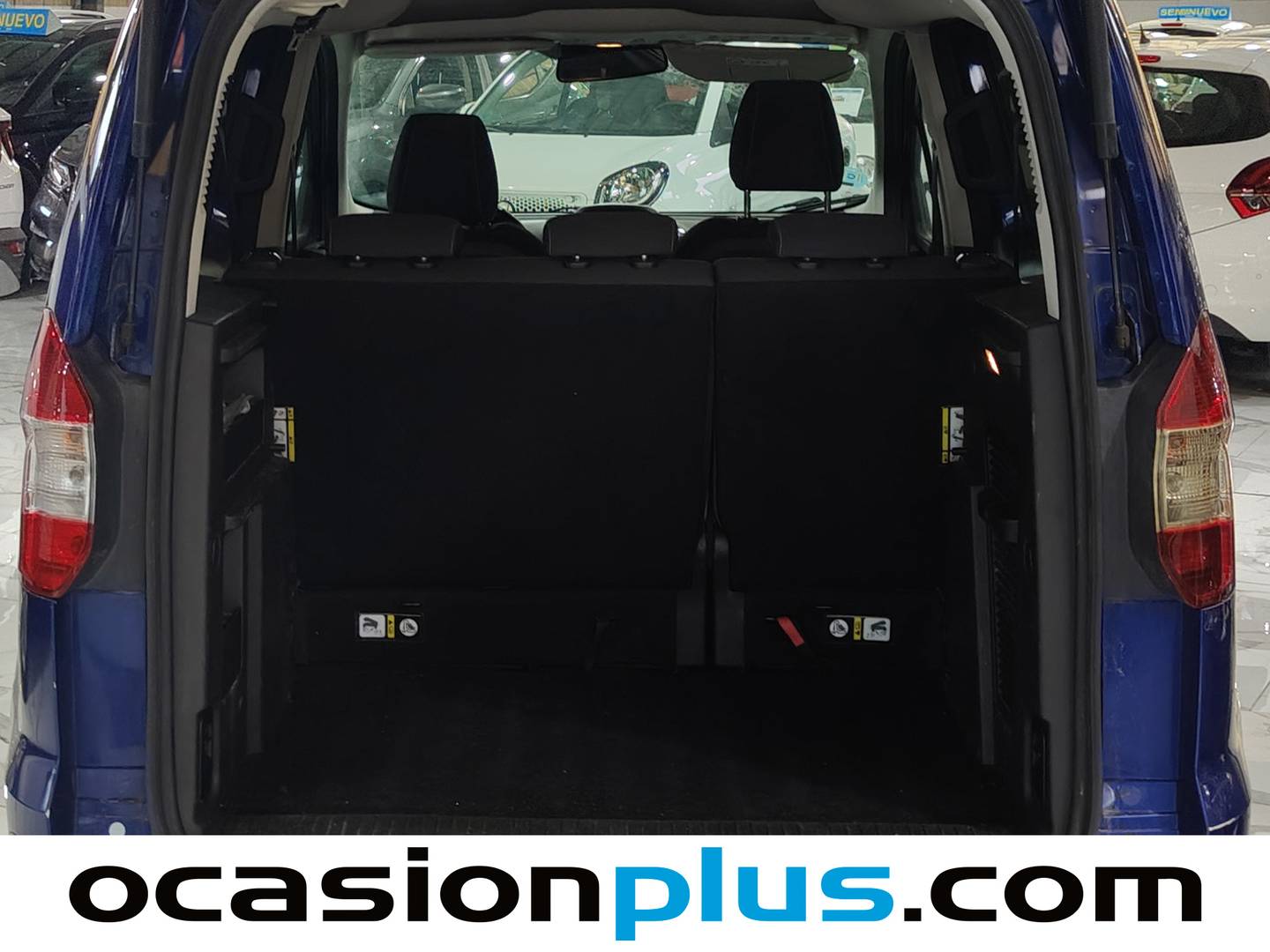 Fotos maletero Ford Tourneo Courier Ford Tourneo Courier 1.0 EcoBoost Titanium (100 CV)