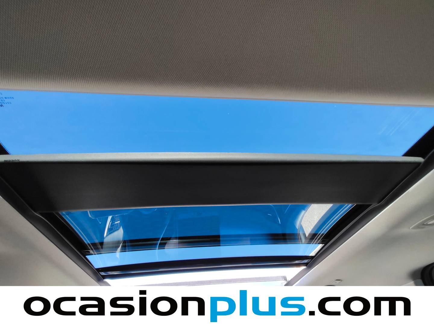 Extras y acabados del Nissan X-TRAIL Nissan X-TRAIL 1.5 e-POWER 4x2 A/T Tekna+