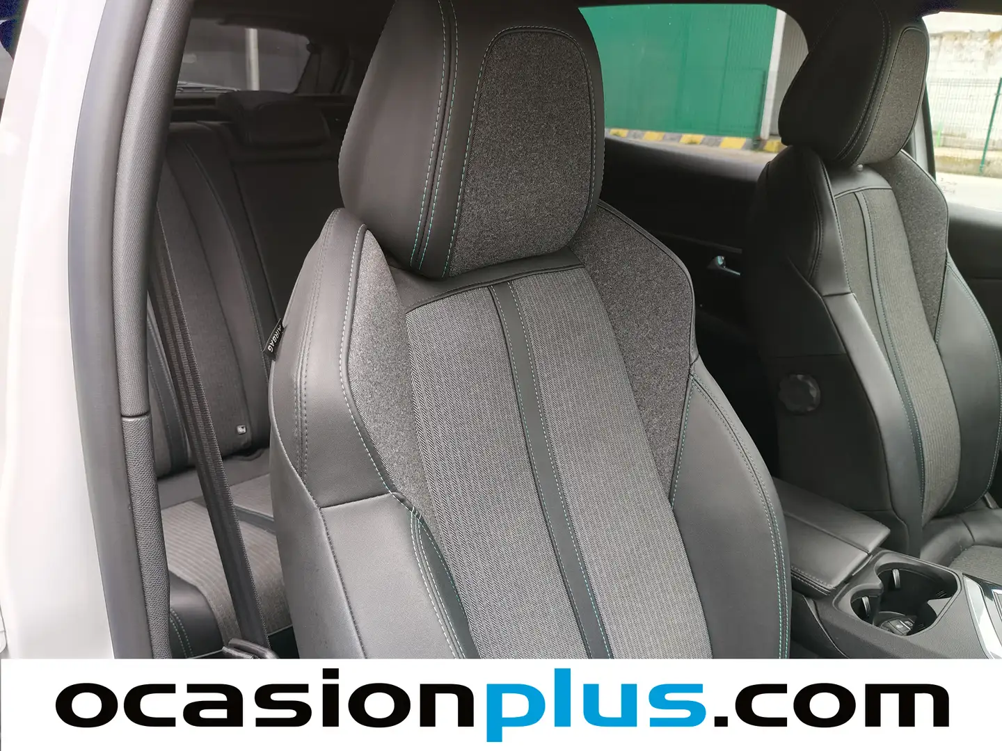 Foto Peugeot 3008 Peugeot 3008 PureTech 130 S&S Allure Pack (130 CV)