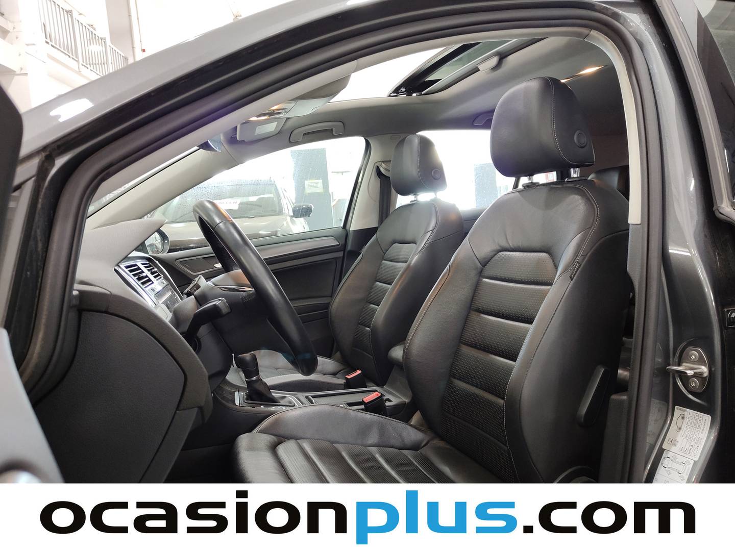 Foto asientos delanteros Volkswagen Golf Volkswagen Golf Advance 1.0 TSI (110 CV) DSG