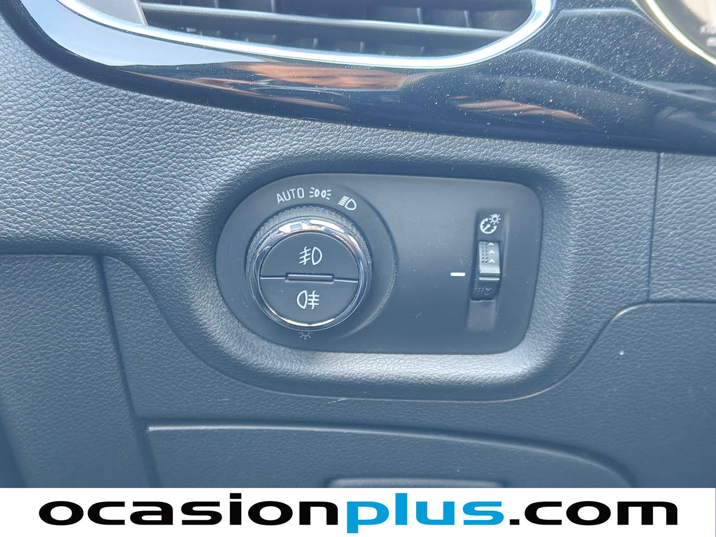 Equipamiento del Opel Astra Opel Astra 1.4 Turbo S&S Dynamic (125 CV)