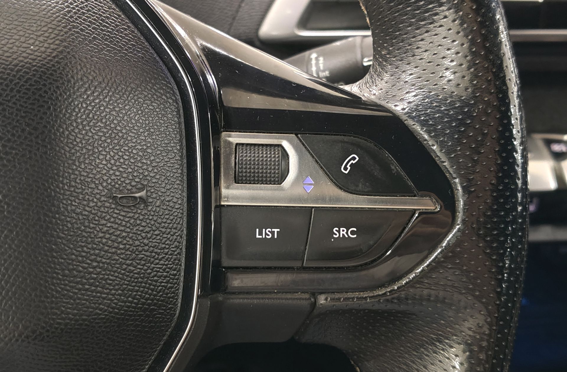 Peugeot 5008 BlueHDi 150 GT-Line - foto 32