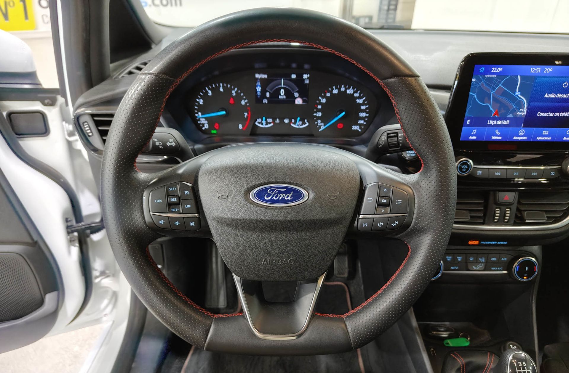 Ford Fiesta 1.0 EcoBoost MHEV ST-Line X - foto 23