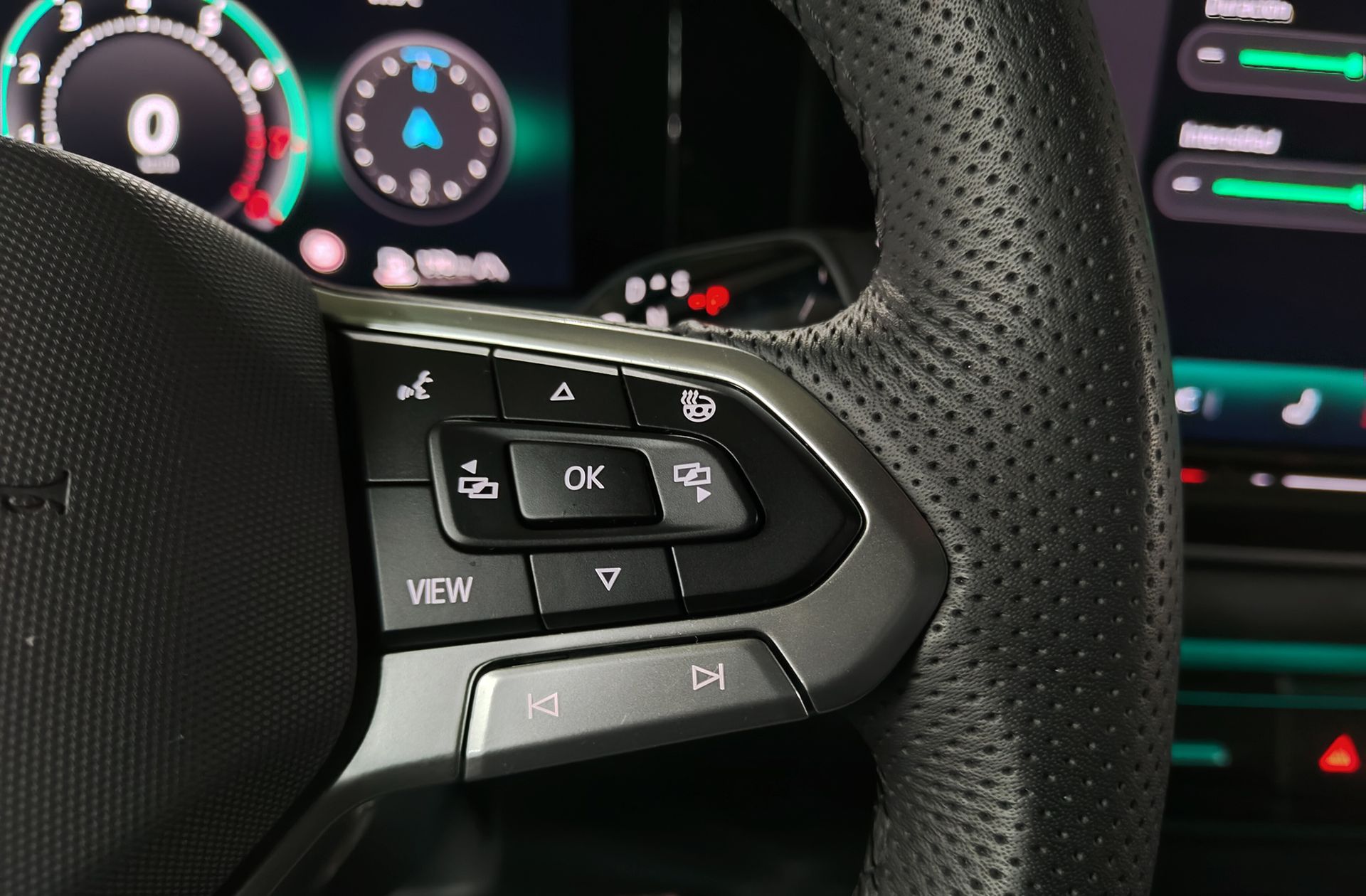 Volkswagen Tayron R-Line 1.5 eTSI DSG - foto 27