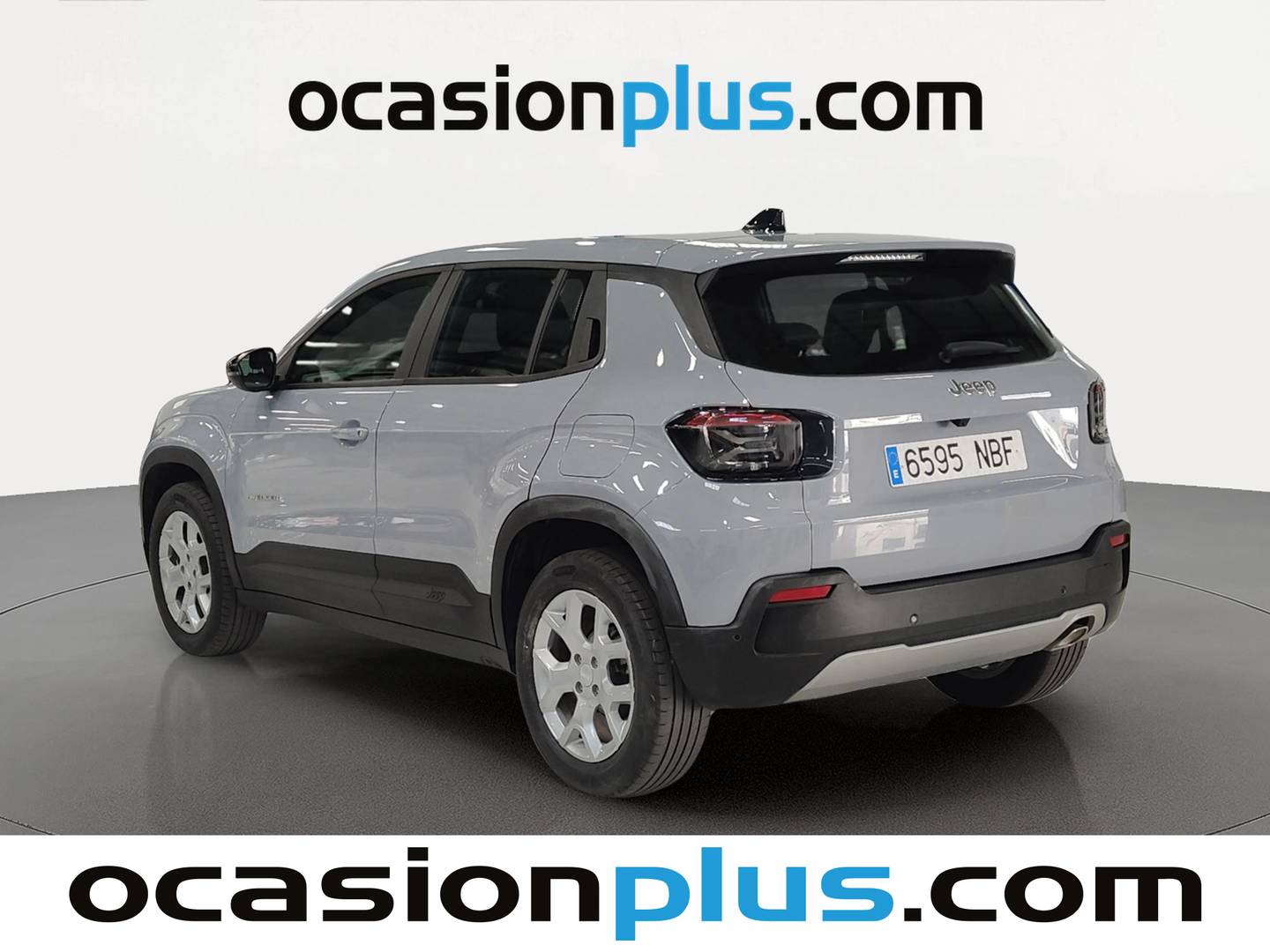 Foto trasera Jeep Avenger Jeep Avenger 1.2 eHybrid Altitude (100 CV) izquierda