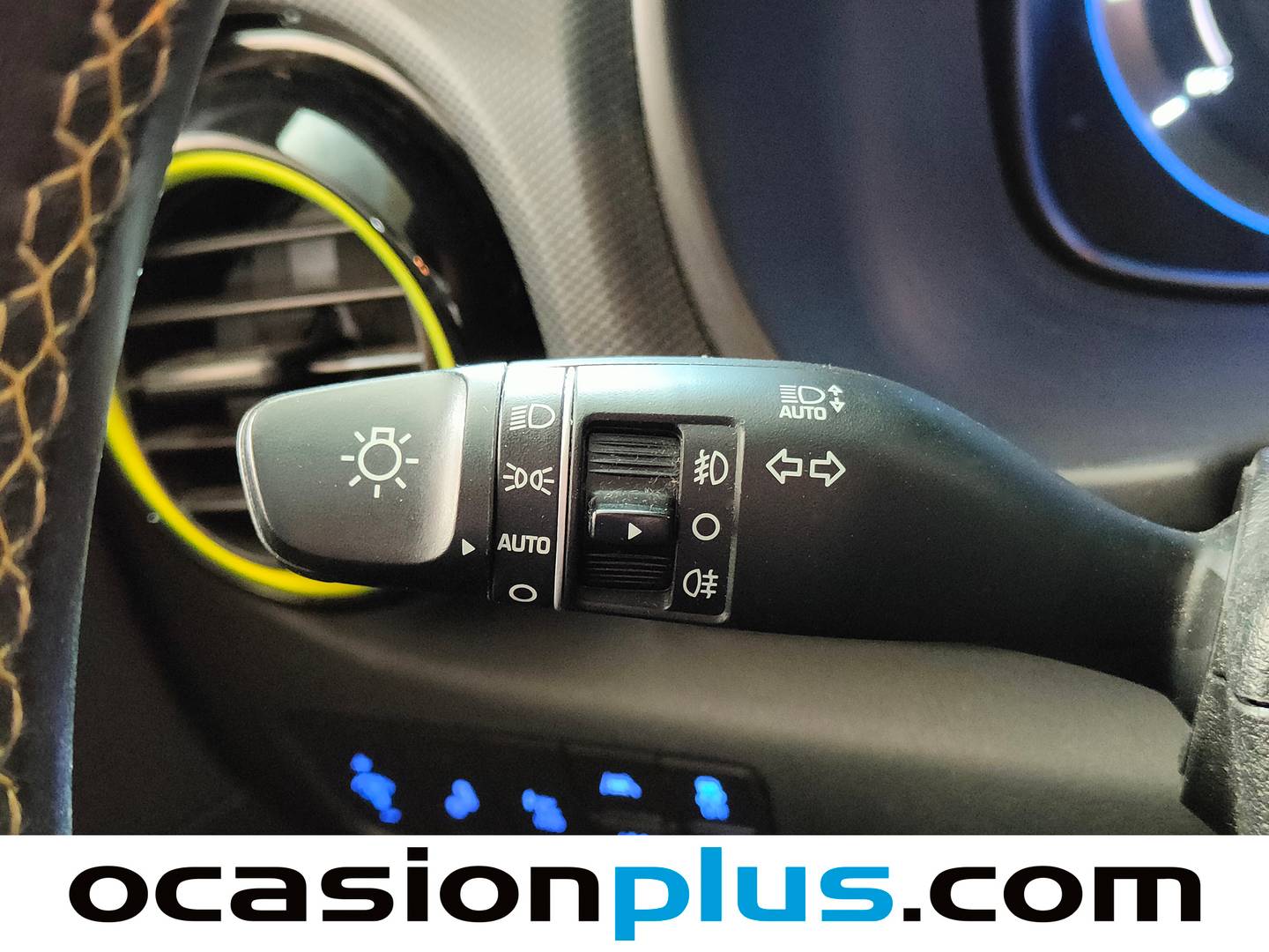 Hyundai Kona Hyundai Kona 1.6 GDI HEV Tecno Lime DT (141 CV) de segunda mano