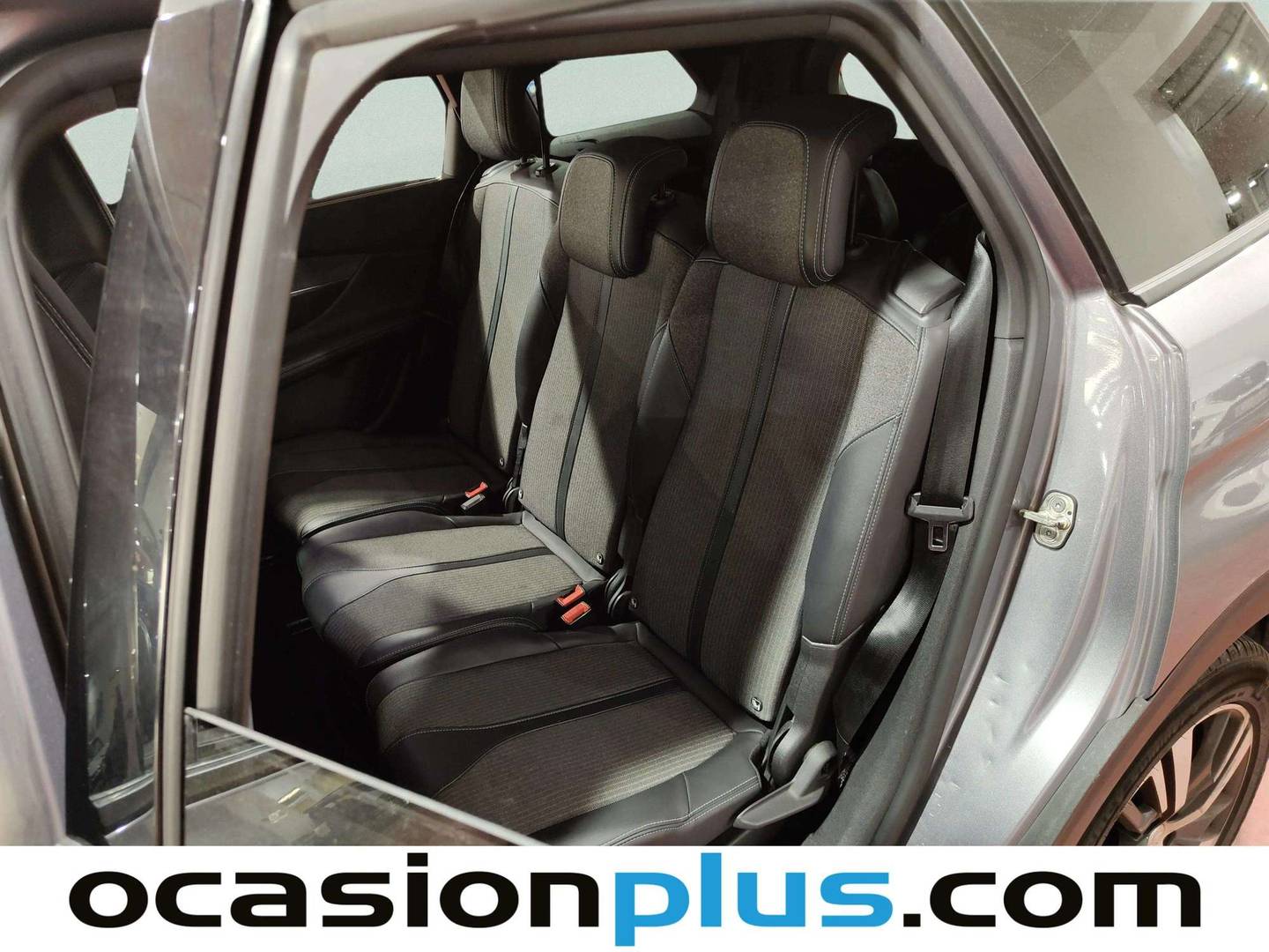 Foto asientos traseros Peugeot 5008 Peugeot 5008 PureTech 130 S&S Allure Pack EAT8 (130 CV) 7 Plazas