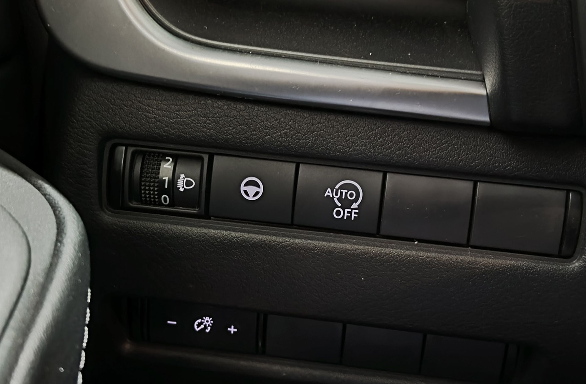 Nissan Qashqai DIG-T 140 N-Connecta - foto 23