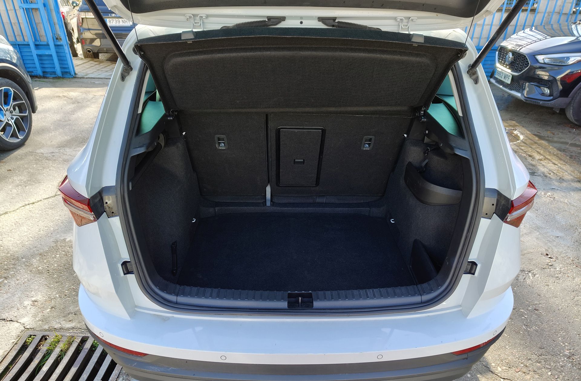 Škoda Karoq 2.0 TDI Selection - foto 16