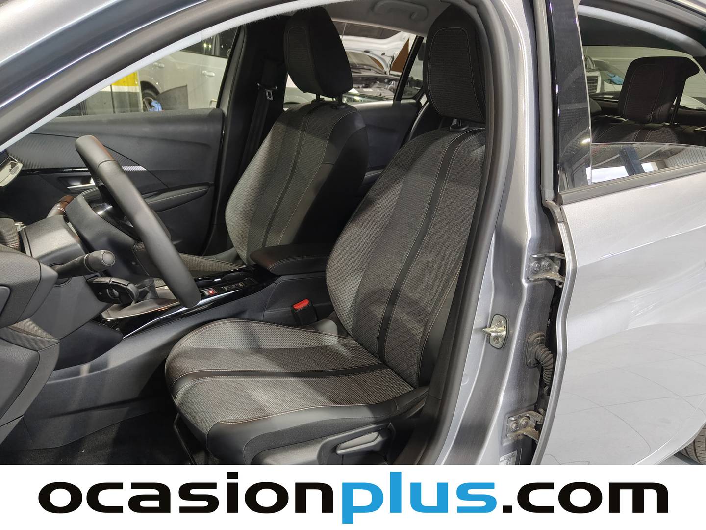 Peugeot 208 Peugeot 208 PureTech 100 Allure (100 CV) 2025