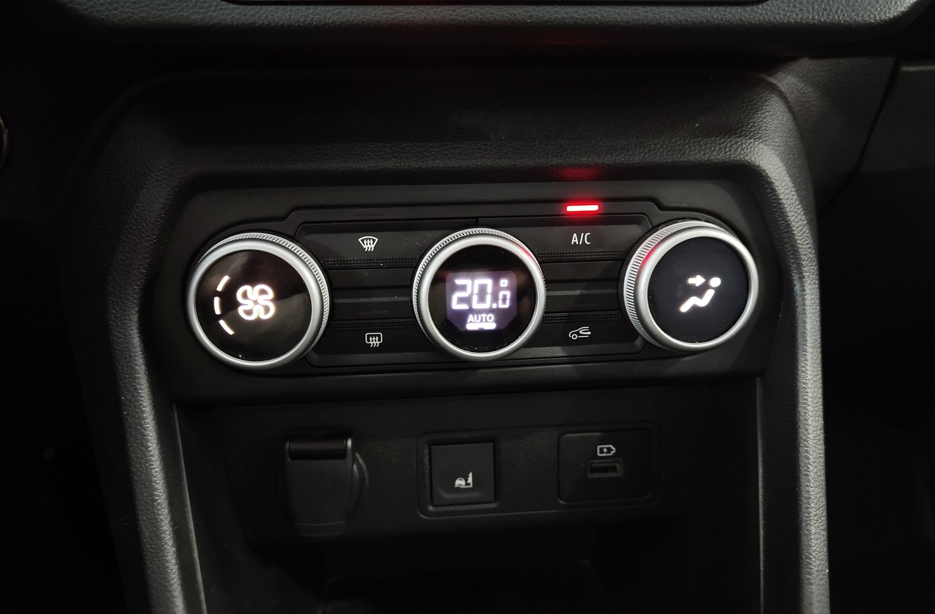 Dacia Jogger Extreme Hybrid 7 plazas - foto 34