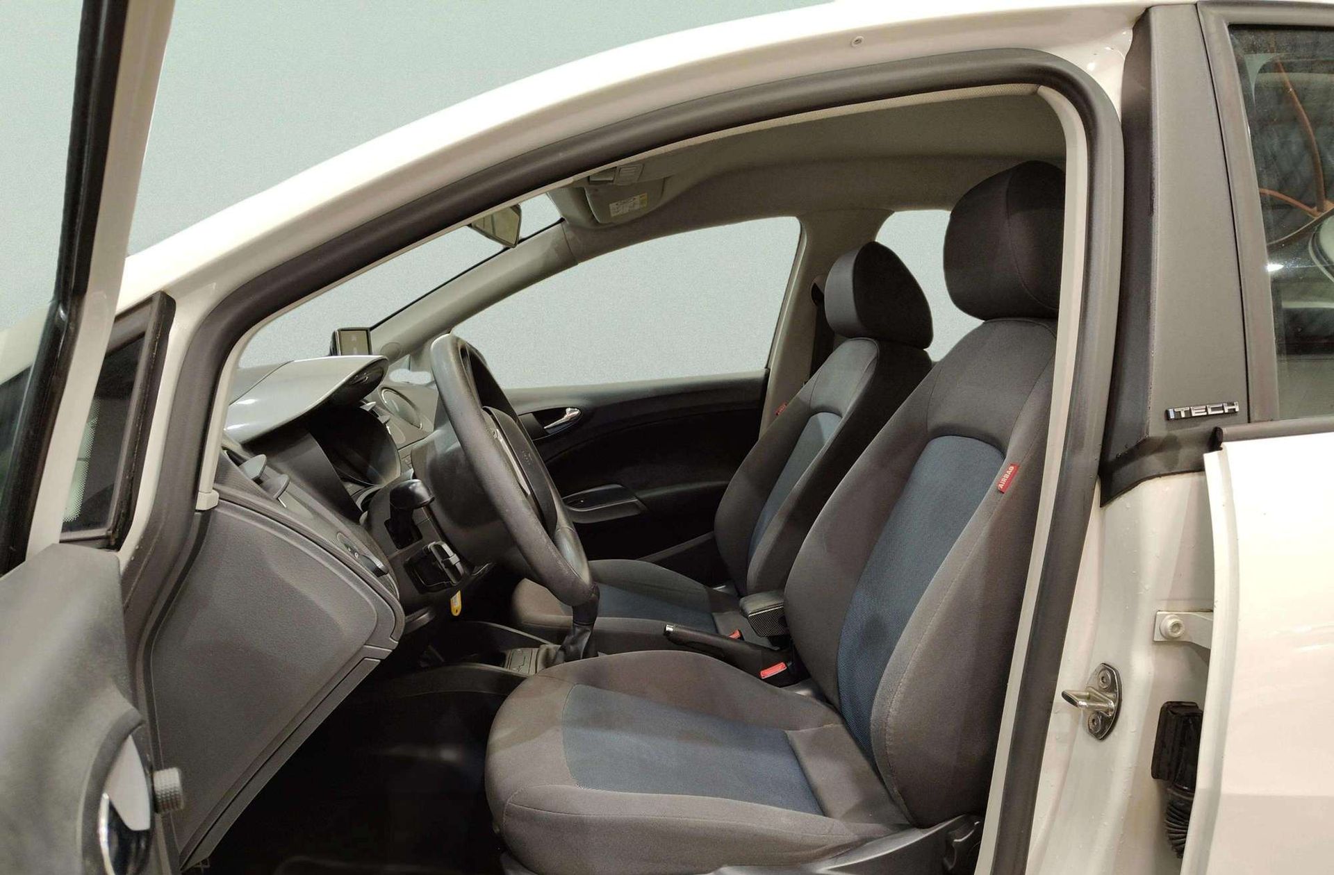 SEAT Ibiza 1.2 TSI Reference ITech 30 Aniversario - foto 10