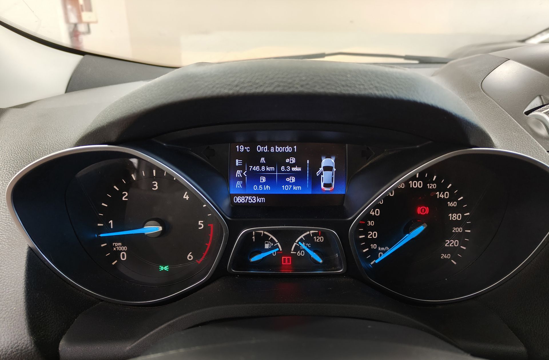 Ford Kuga 1.5 TDCi Titanium 4x2 - foto 21