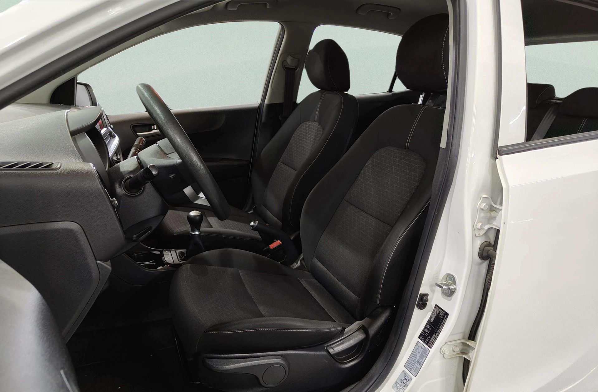 Kia Picanto 1.0 DPi Concept Pack Comfort - foto 9