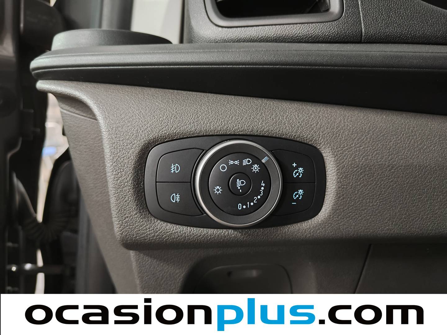 Ford Transit Custom Ford Transit Custom Kombi 2.0 TDCI MHEV 320 L2 Trend (170 CV) 8 Plazas km 0