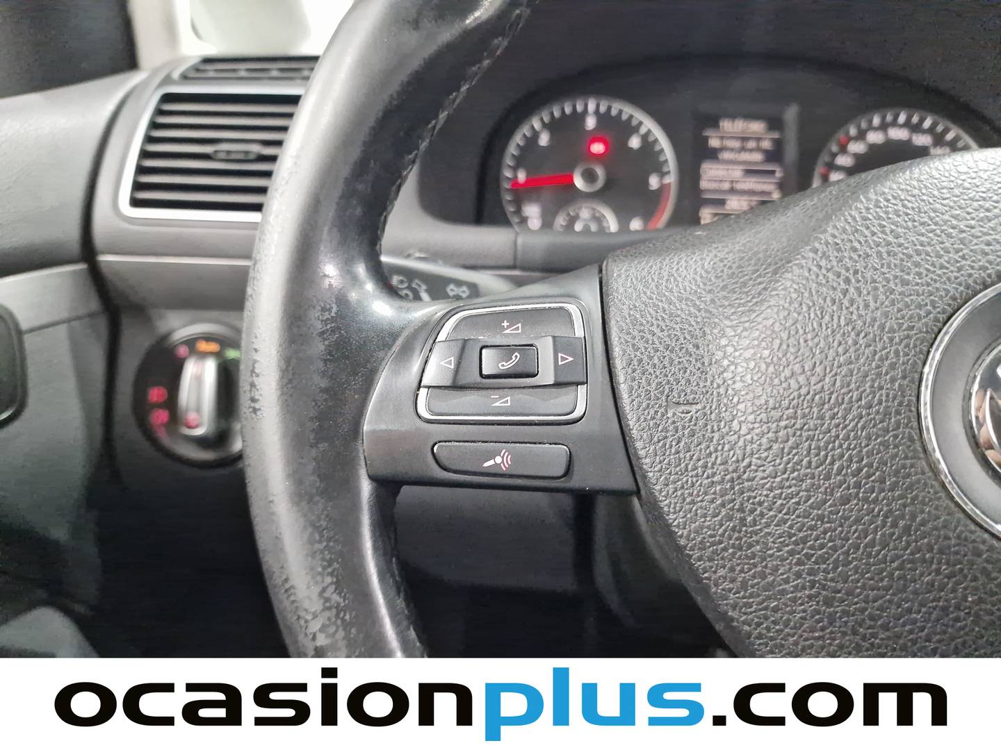 Equipamiento del Volkswagen Touran Volkswagen Touran Touran Advance 1.6 TDI (105 CV) 7 Plazas