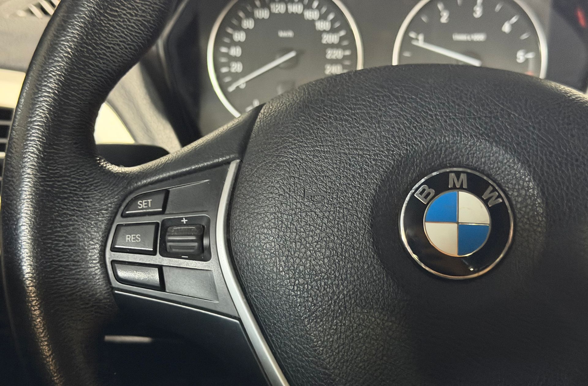 BMW Serie 1 116d - foto 22
