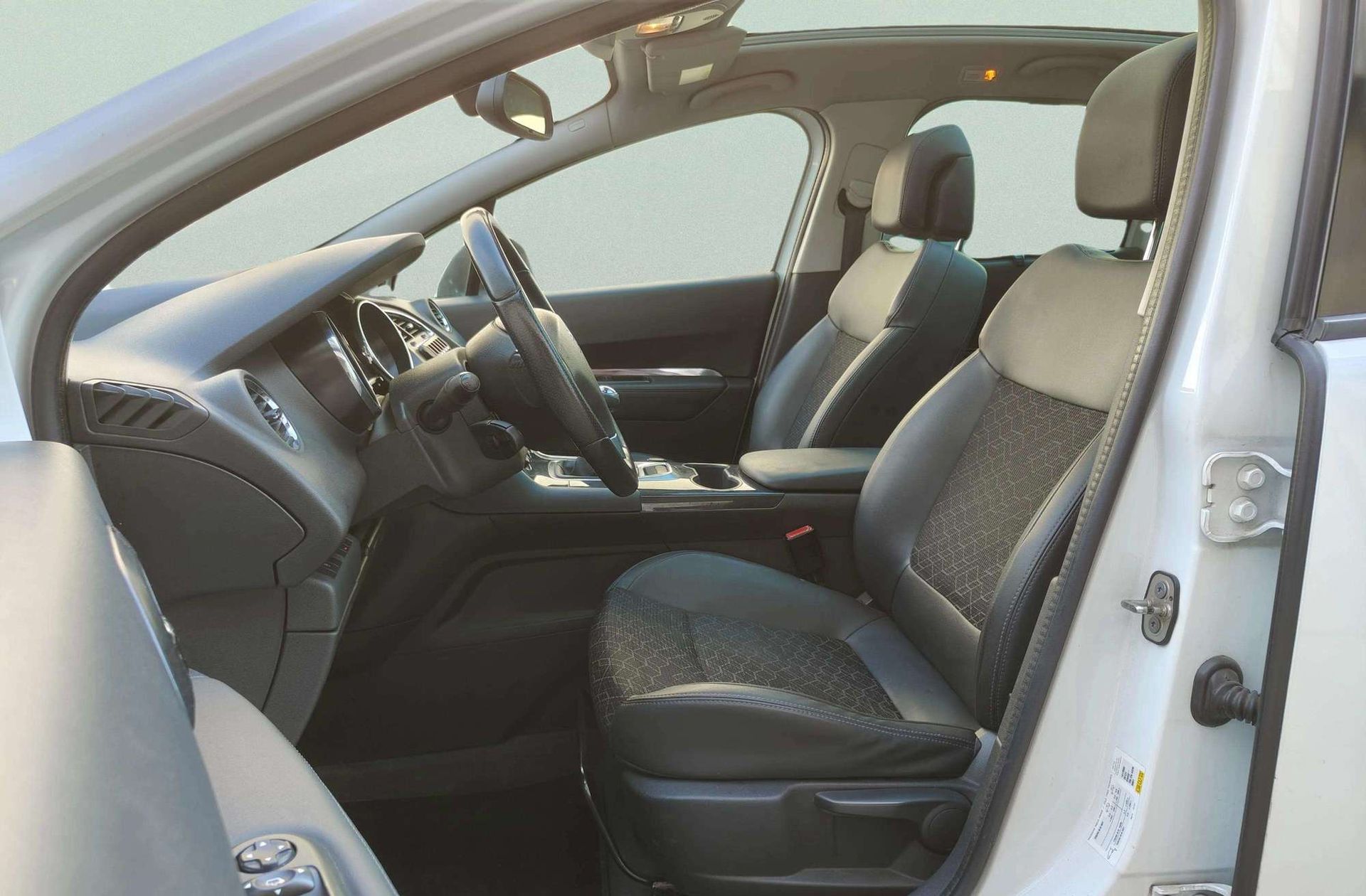 Peugeot 3008 1.2 PureTech Allure - foto 10