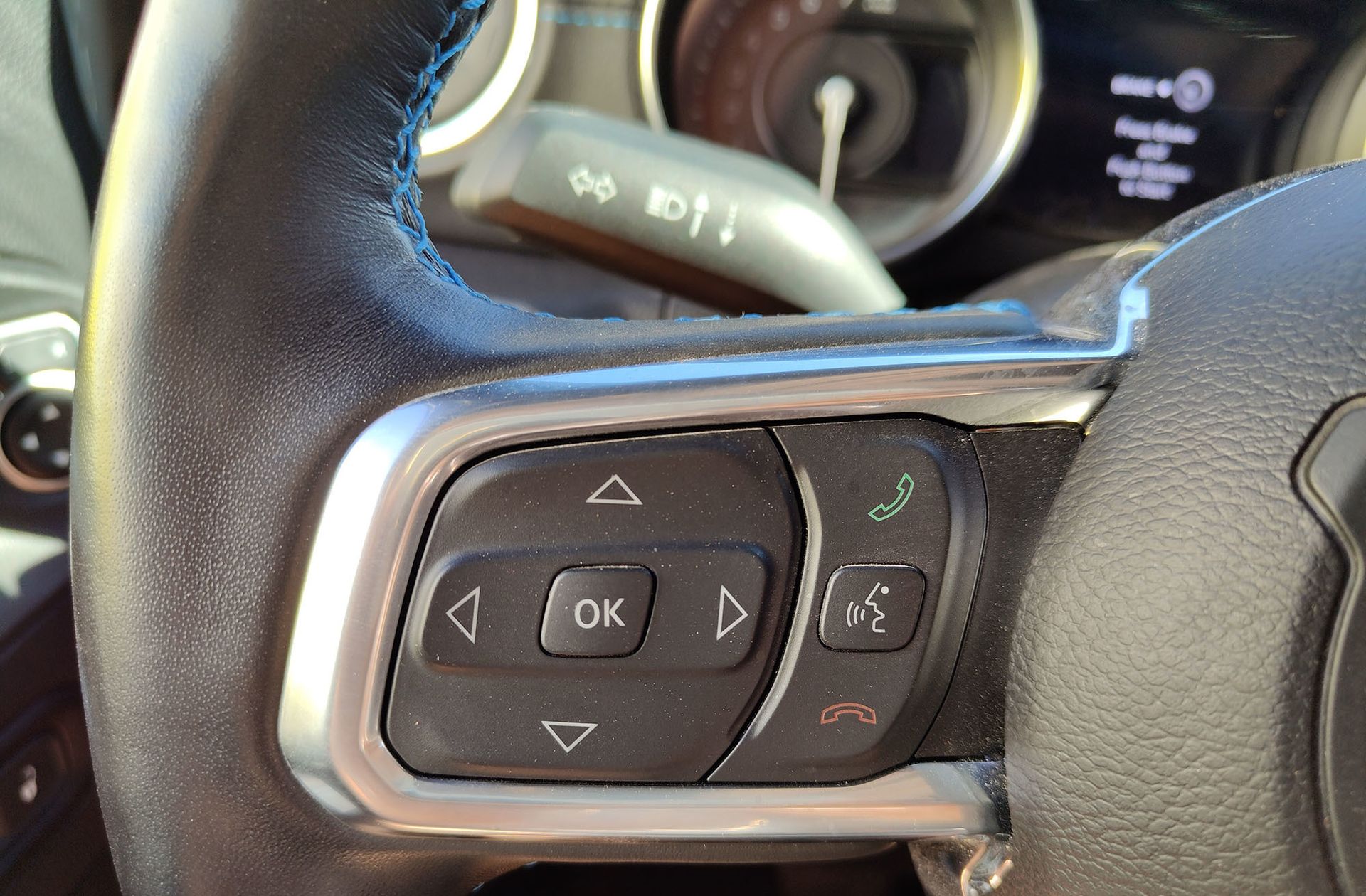Jeep Wrangler 2.0 Rubicon 8ATX - foto 29