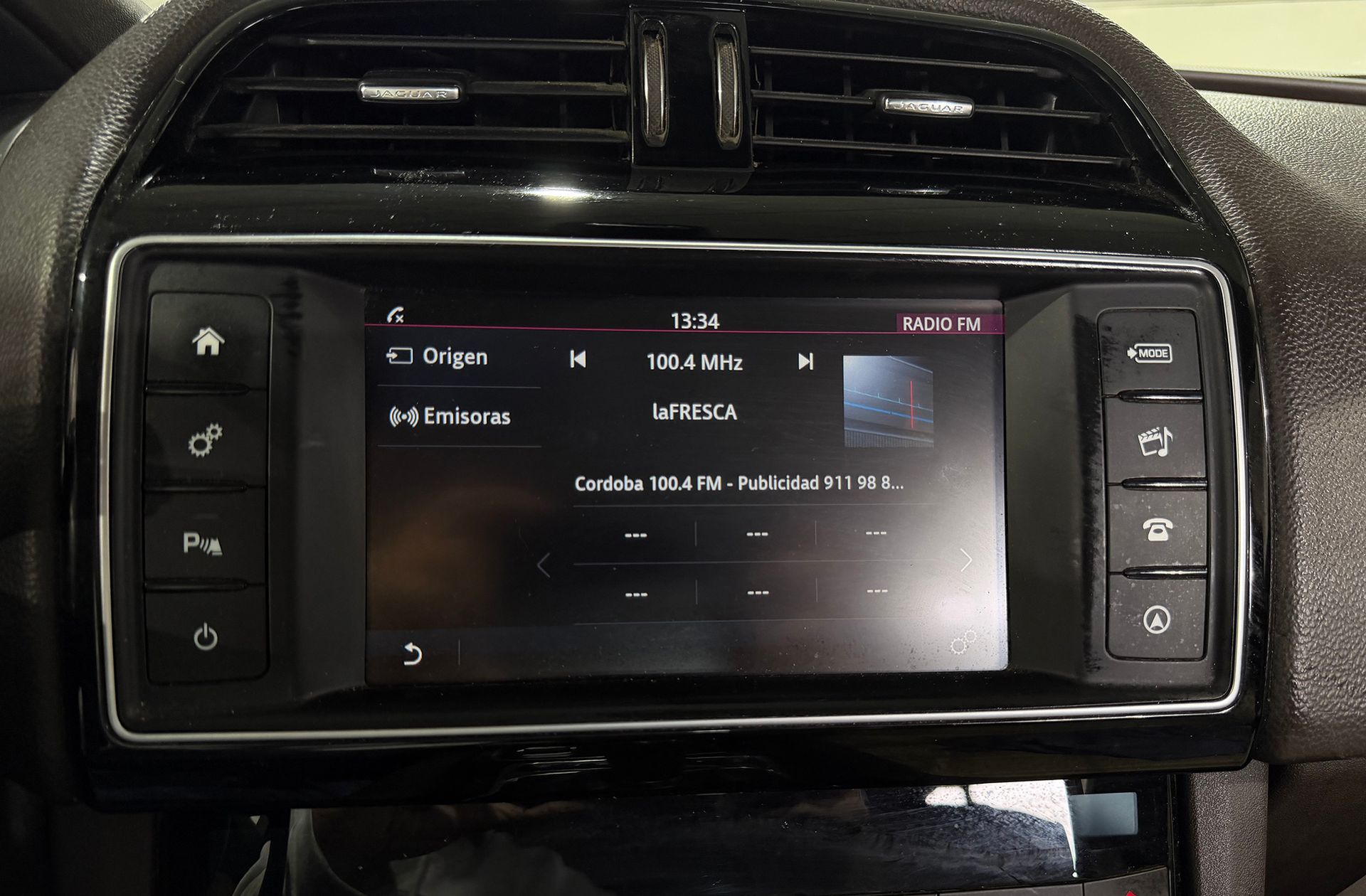 Jaguar F-Pace 2.0L i4D Prestige AWD - foto 29